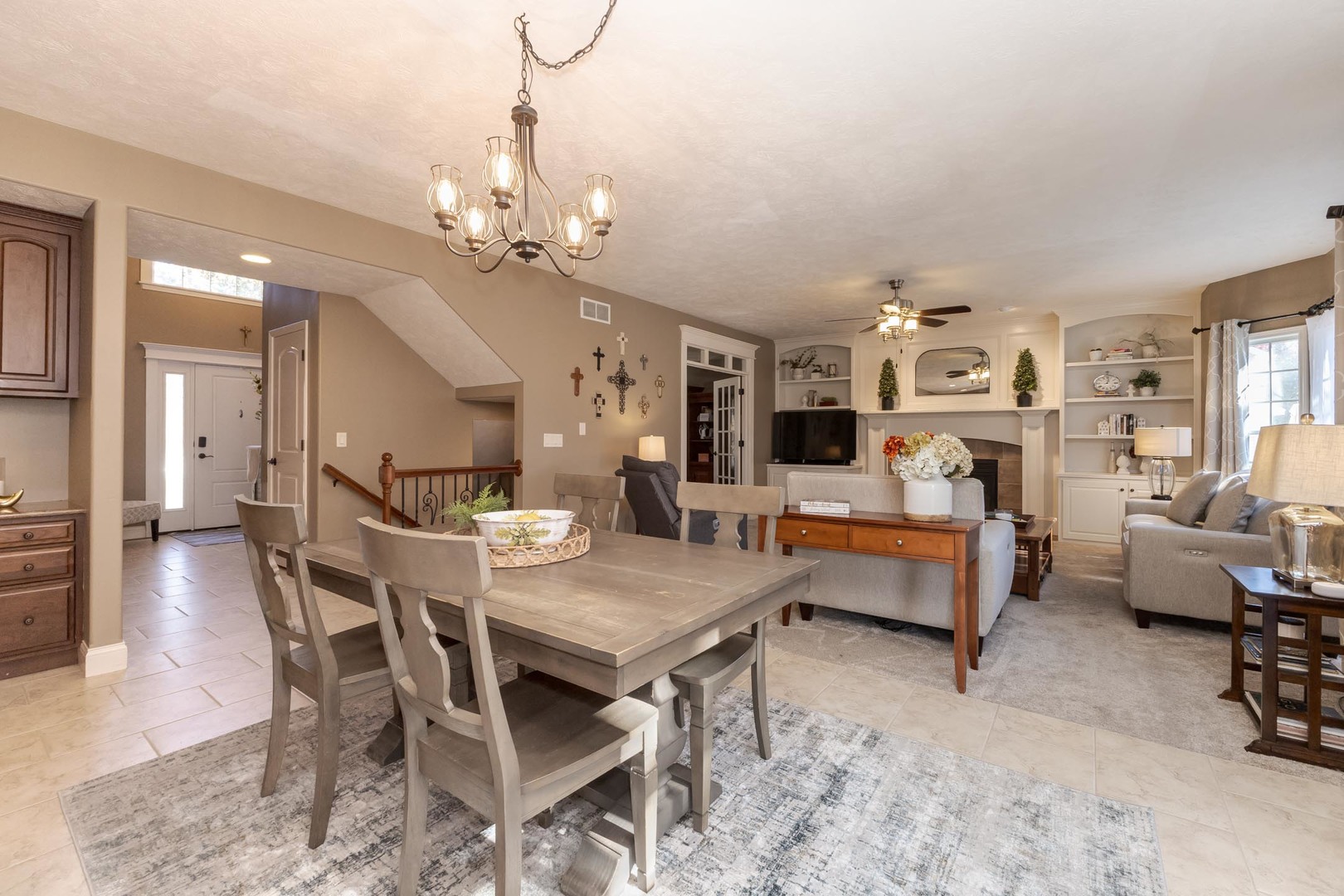 Bloomington, Illinois, 61704, United States, 4 Bedrooms Bedrooms, ,4 BathroomsBathrooms,Residential,For Sale,1996110