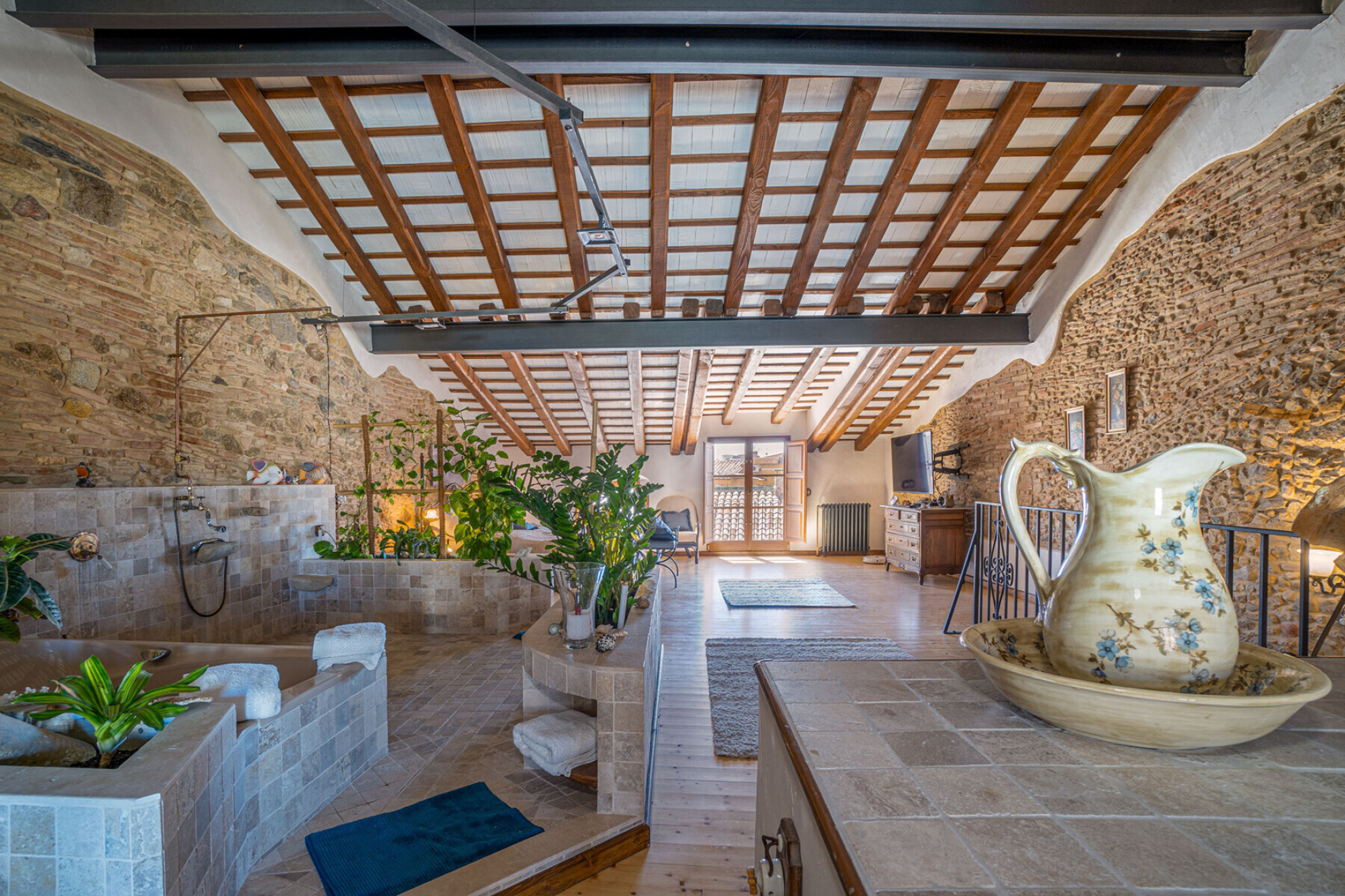  Historic 1887 townhouse with courtyard and a high quality restoration. - 物件實景