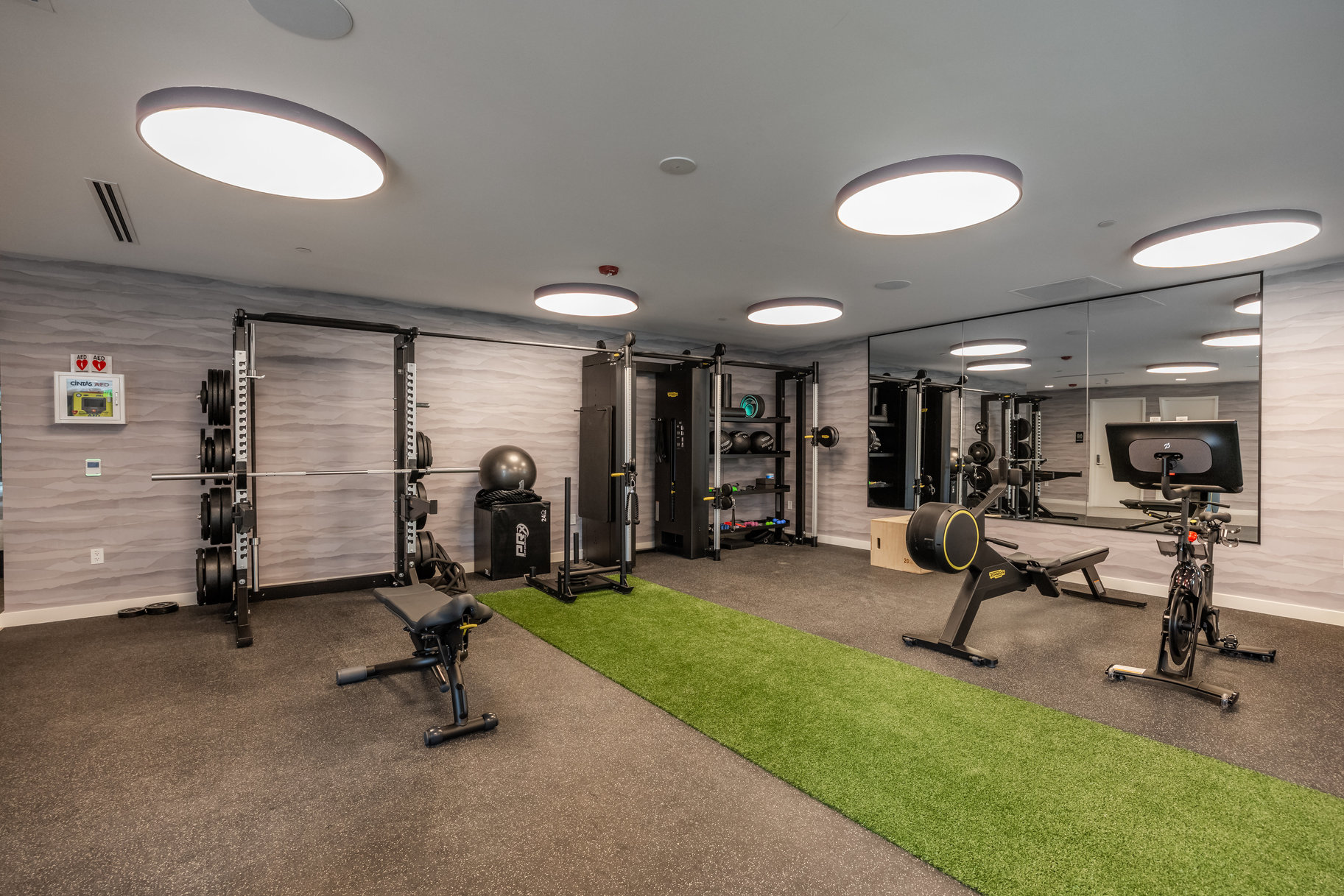  Furnished 5-bedroom Penthouse at Founder