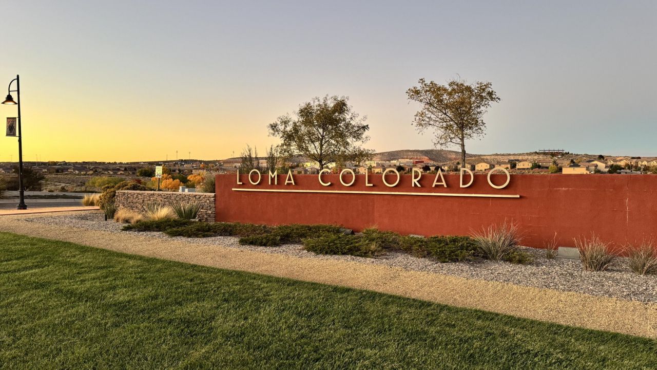 Rio Rancho, New Mexico, 87124, United States, 5 Bedrooms Bedrooms, ,3 BathroomsBathrooms,Residential,For Sale,1991836