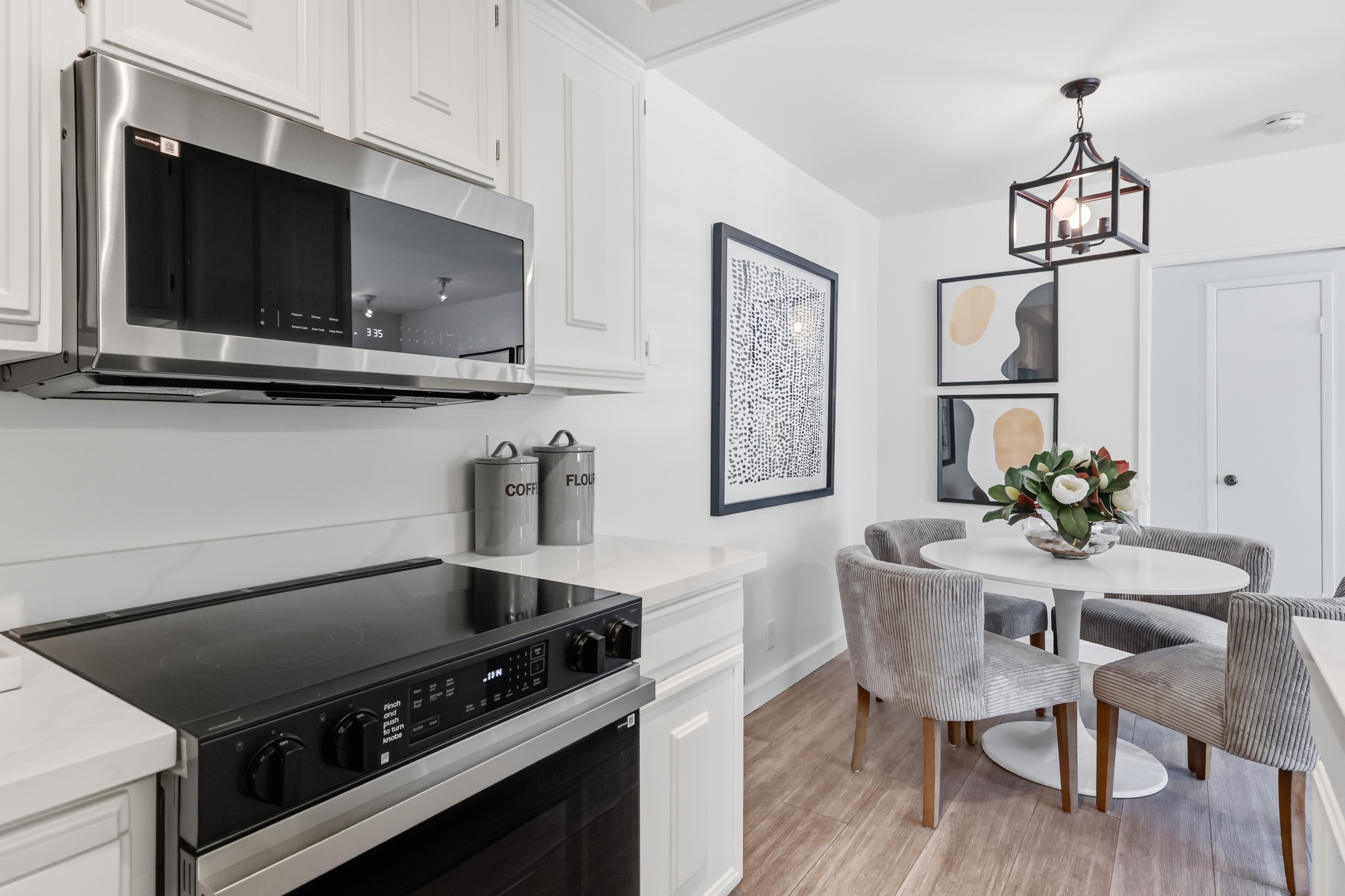  Convenient Ground-Floor Condo in the Heart of San Carlos - 物件實景