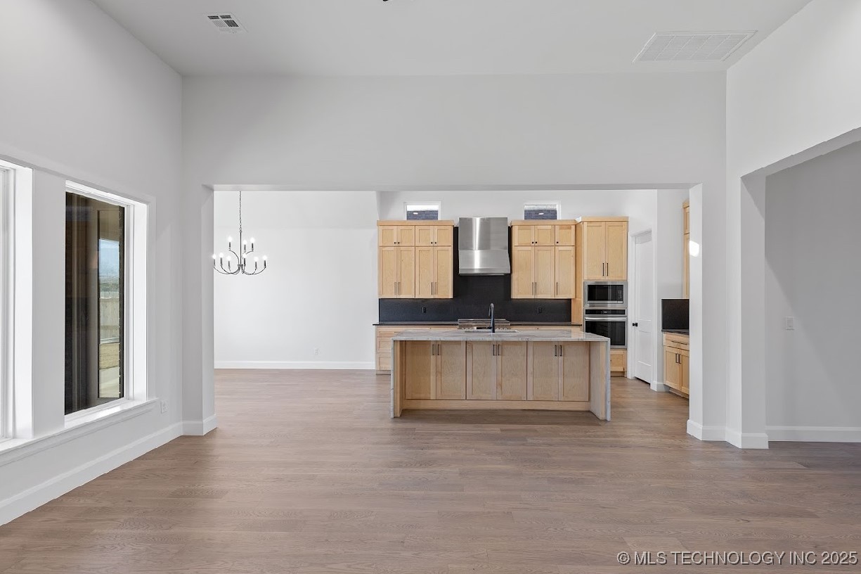 Glenpool, Oklahoma, 74033, United States, 4 Bedrooms Bedrooms, ,4 BathroomsBathrooms,Residential,For Sale,1995692