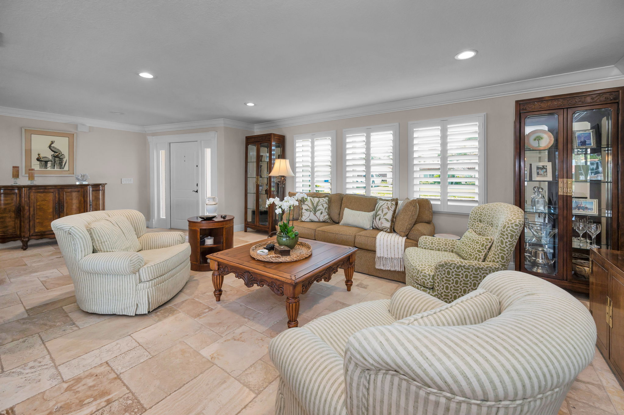 St Petersburg, Florida, 33703, United States, 4 Bedrooms Bedrooms, ,3 BathroomsBathrooms,Residential,For Sale,1978536