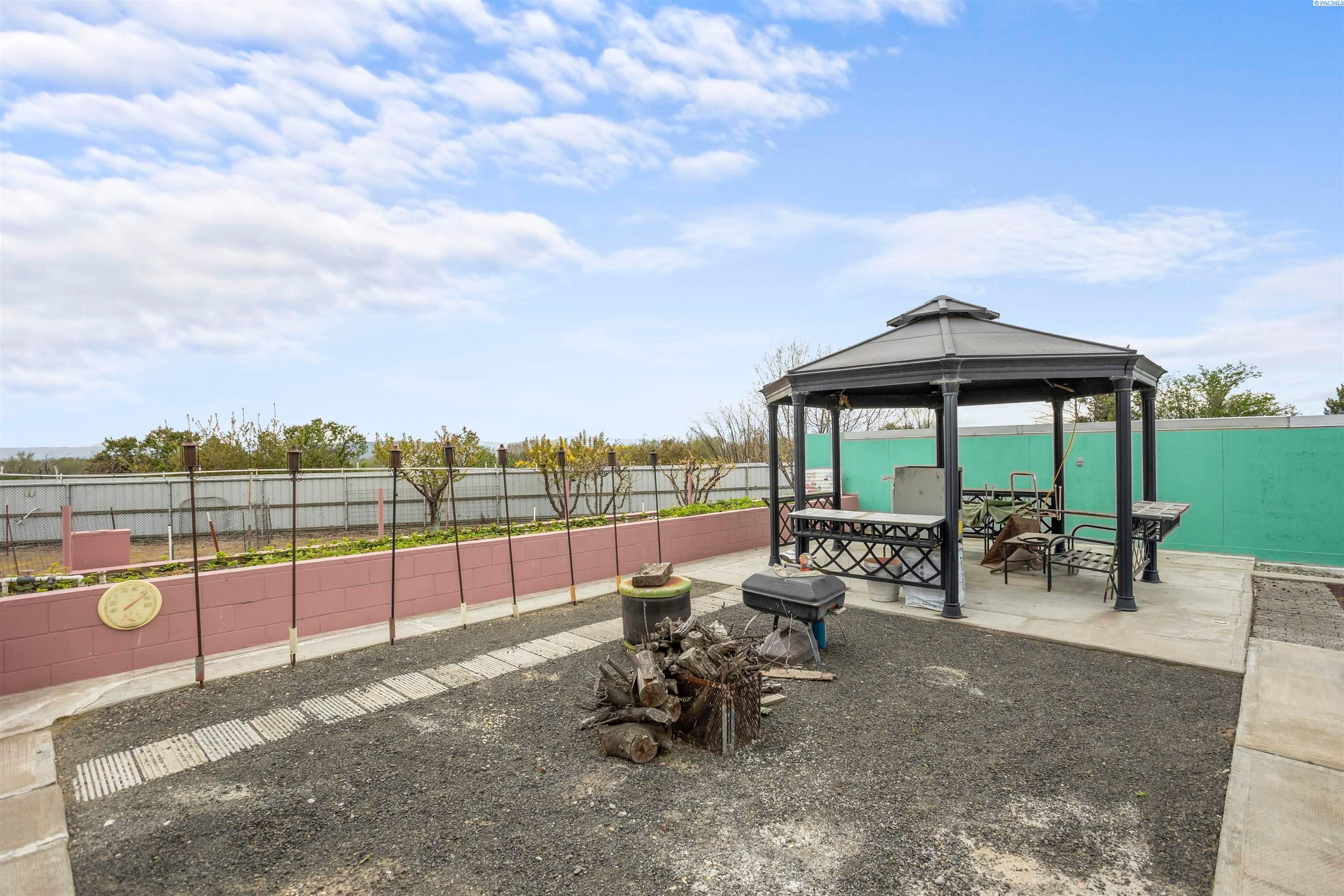 Granger, Washington, 98932, United States, 4 Bedrooms Bedrooms, ,1 BathroomBathrooms,Residential,For Sale,1975233