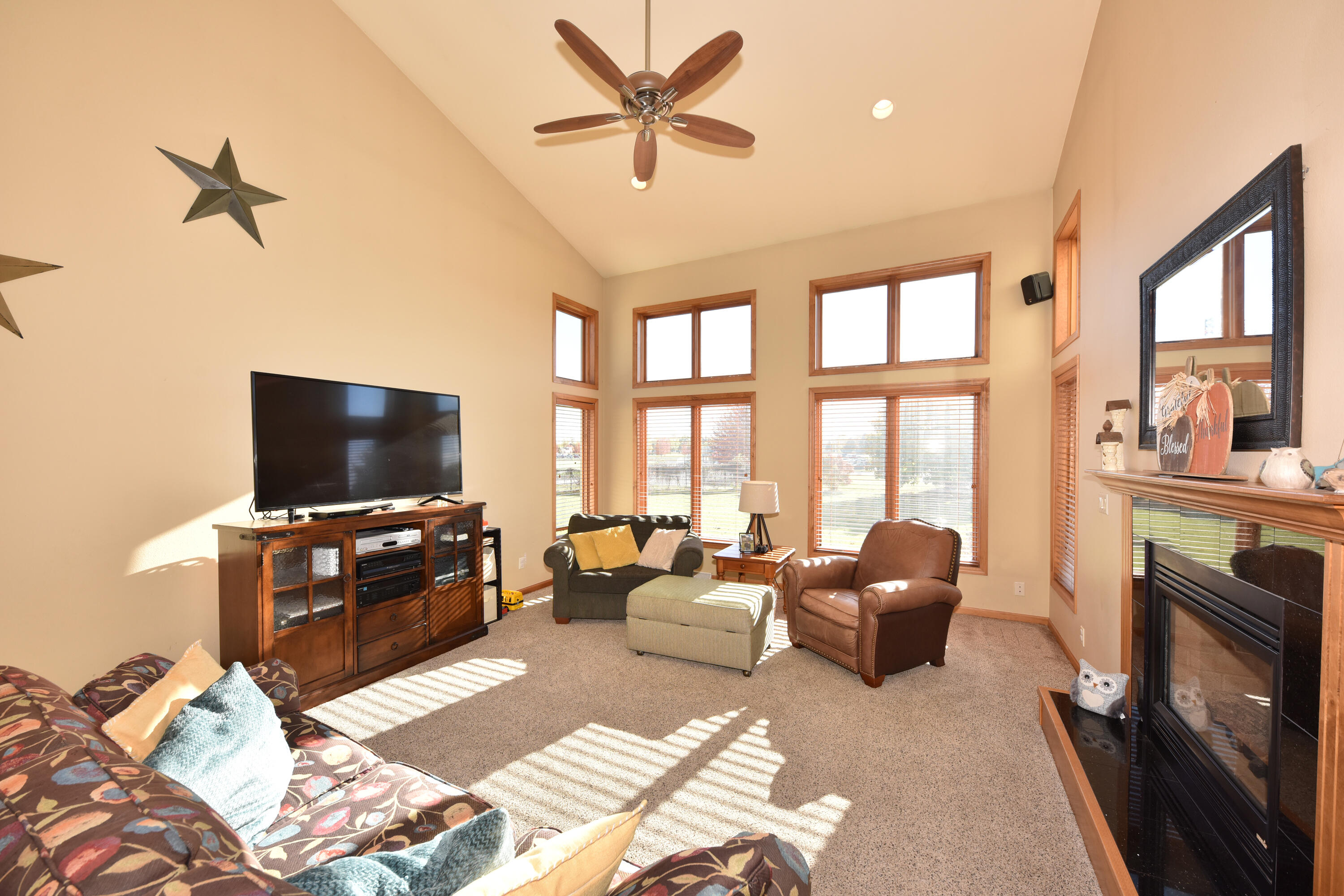 Cedar Grove, Wisconsin, 53013, United States, 5 Bedrooms Bedrooms, ,4 BathroomsBathrooms,Residential,For Sale,1987576