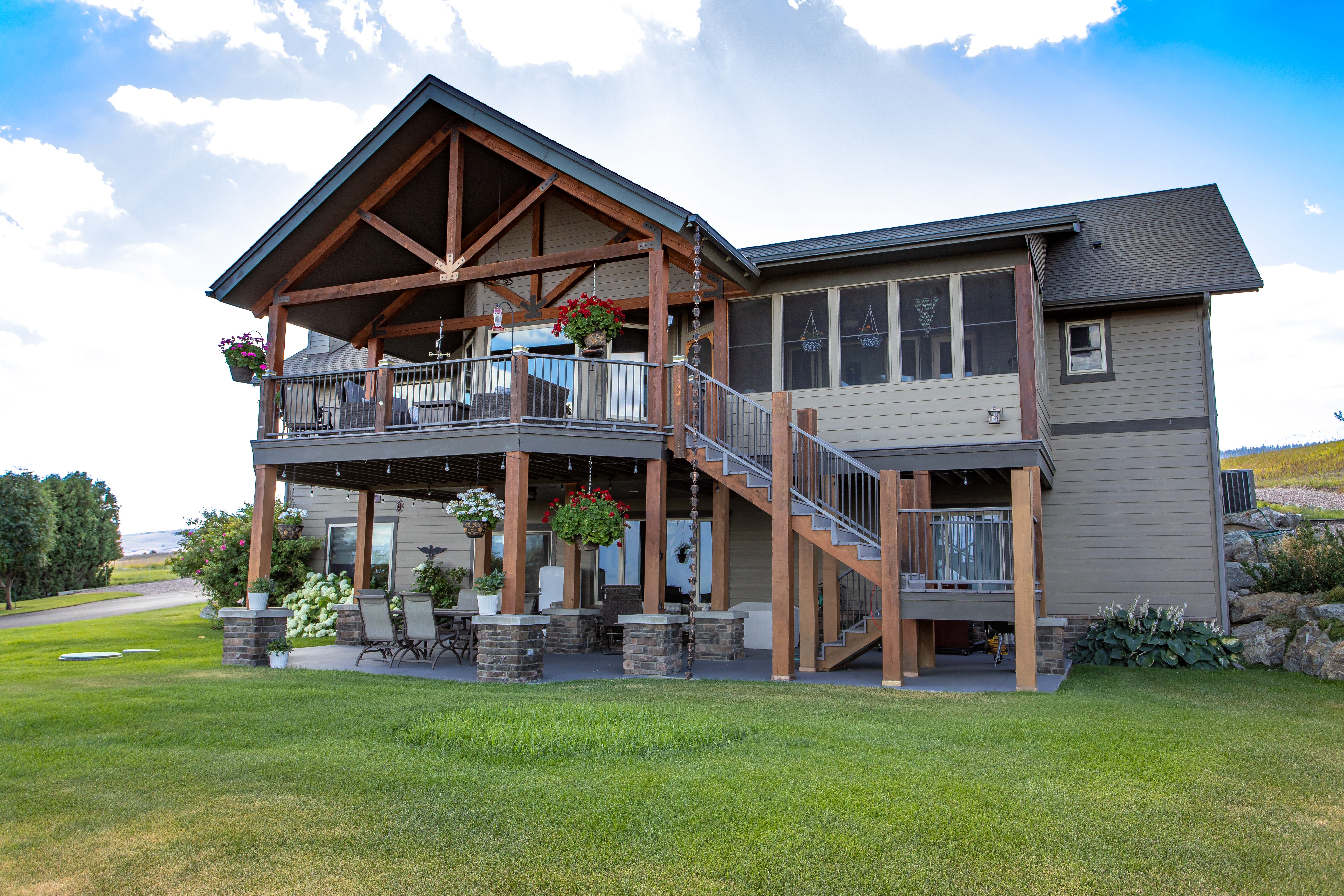Polson, Montana, 59860, United States, 4 Bedrooms Bedrooms, ,4 BathroomsBathrooms,Residential,For Sale,1900793