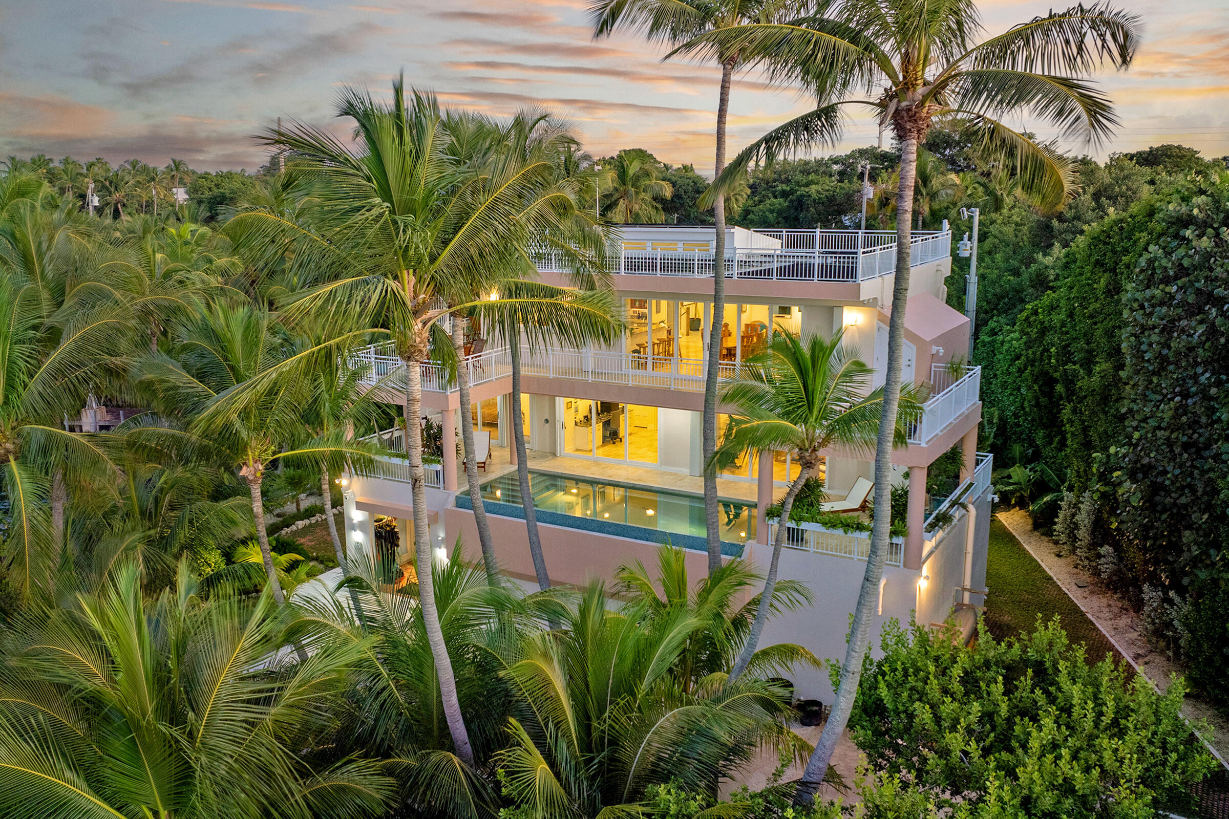 Islamorada, Florida, 33036, United States, 3 Bedrooms Bedrooms, ,3 BathroomsBathrooms,Residential,For Sale,1857577
