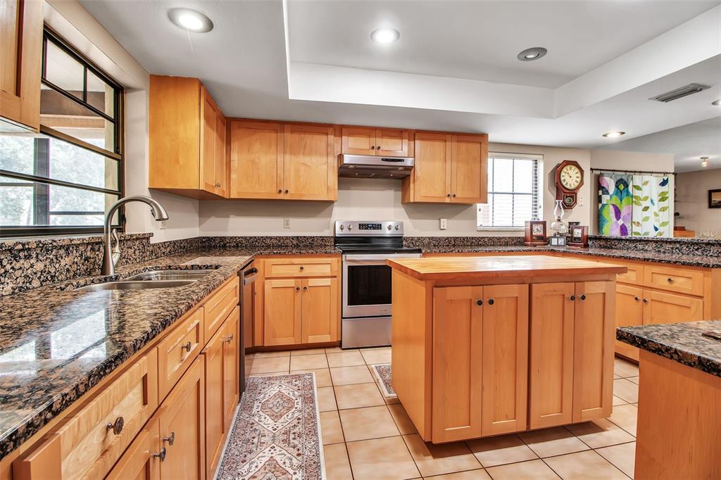 Sarasota, Florida, 34241, United States, 3 Bedrooms Bedrooms, ,3 BathroomsBathrooms,Residential,For Sale,2003137