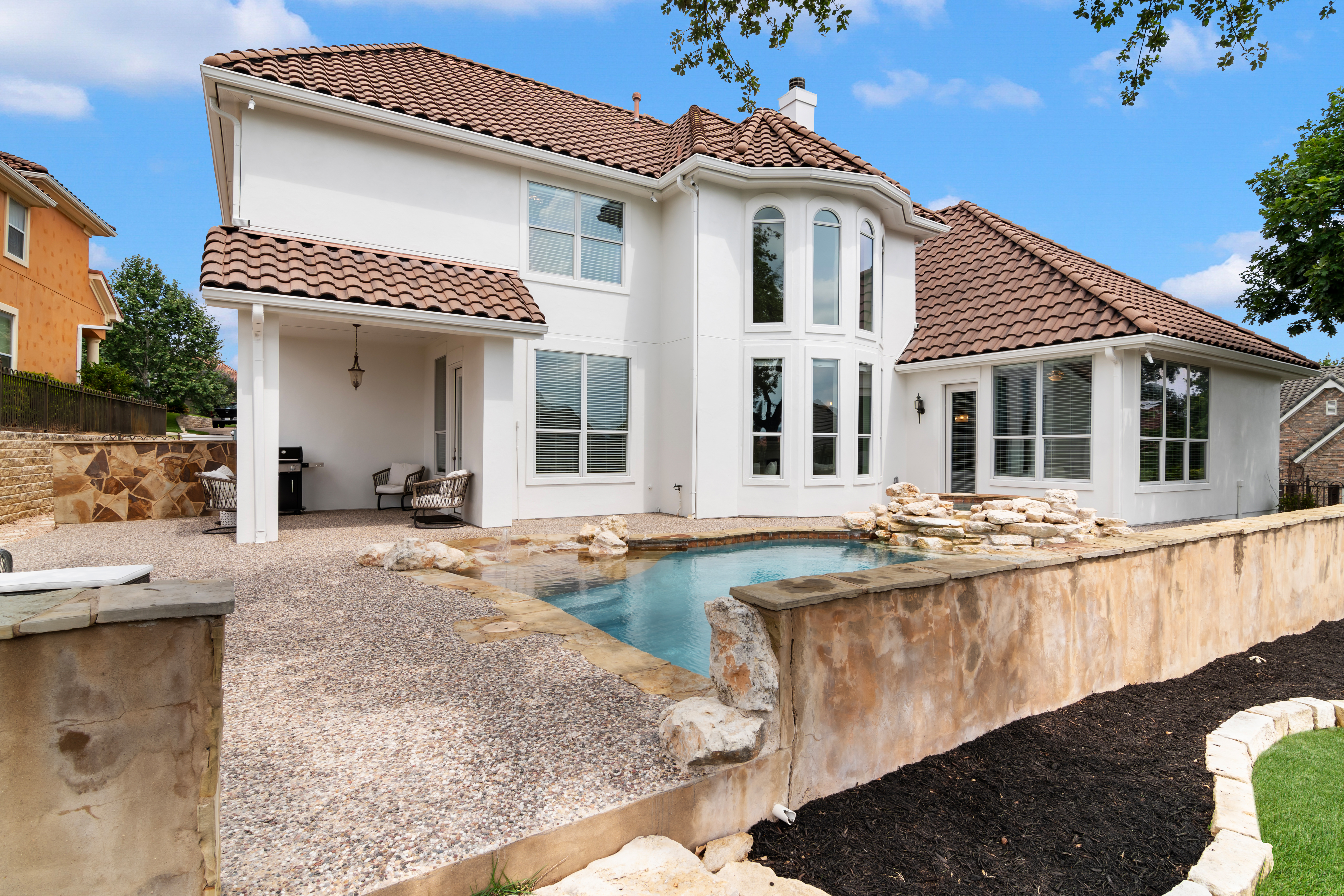  Elegant Mediterranean Retreat in The Dominion - 物件實景