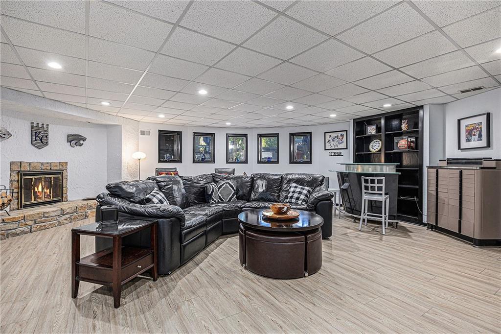 Overland Park, Kansas, 66212, United States, 4 Bedrooms Bedrooms, ,6 BathroomsBathrooms,Residential,For Sale,1827780