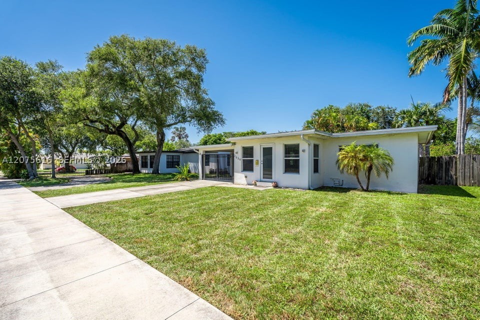 Coolidge St, Hollywood, FL 33020