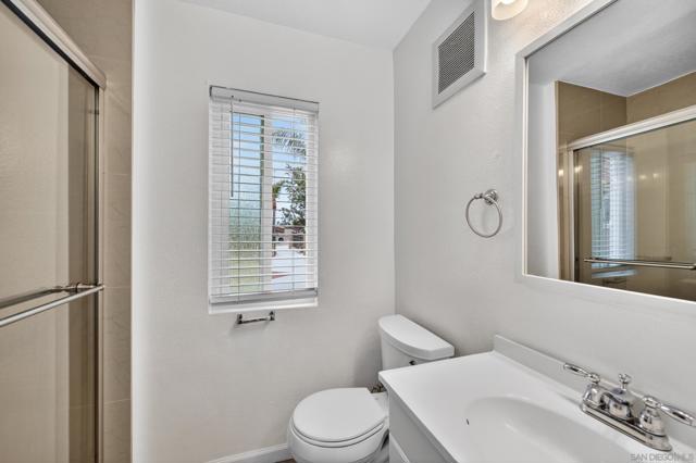 San Diego, California, 92122, United States, 2 Bedrooms Bedrooms, ,1 BathroomBathrooms,Residential,For Sale,2048428