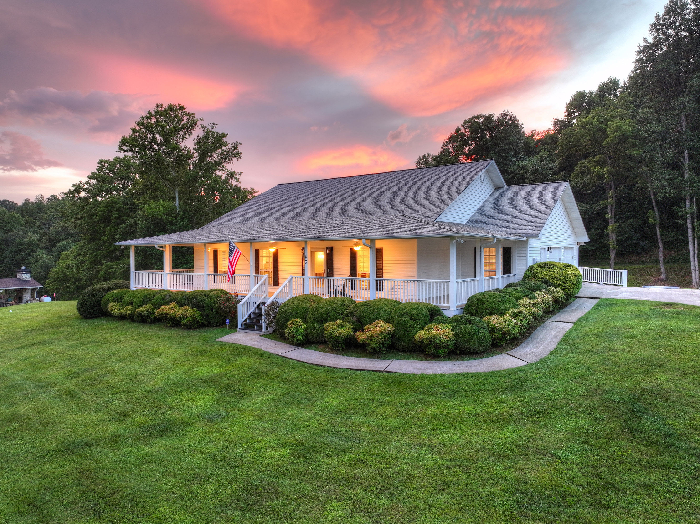 First St, Blue Ridge, GA 30513