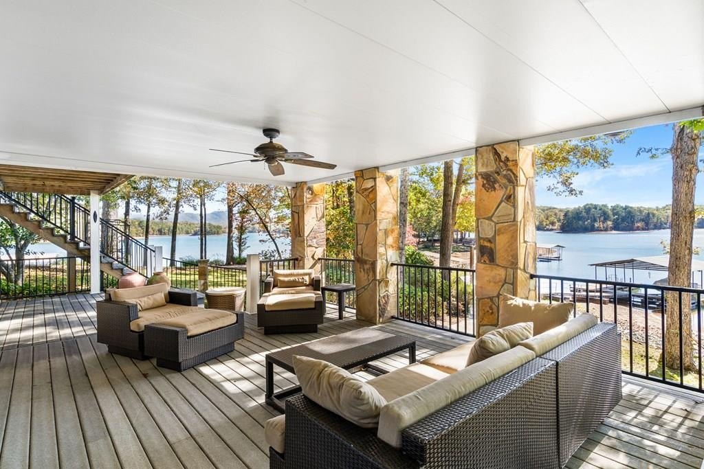 Hiawassee, Georgia, 30546, United States, 3 Bedrooms Bedrooms, ,4 BathroomsBathrooms,Residential,For Sale,1978454