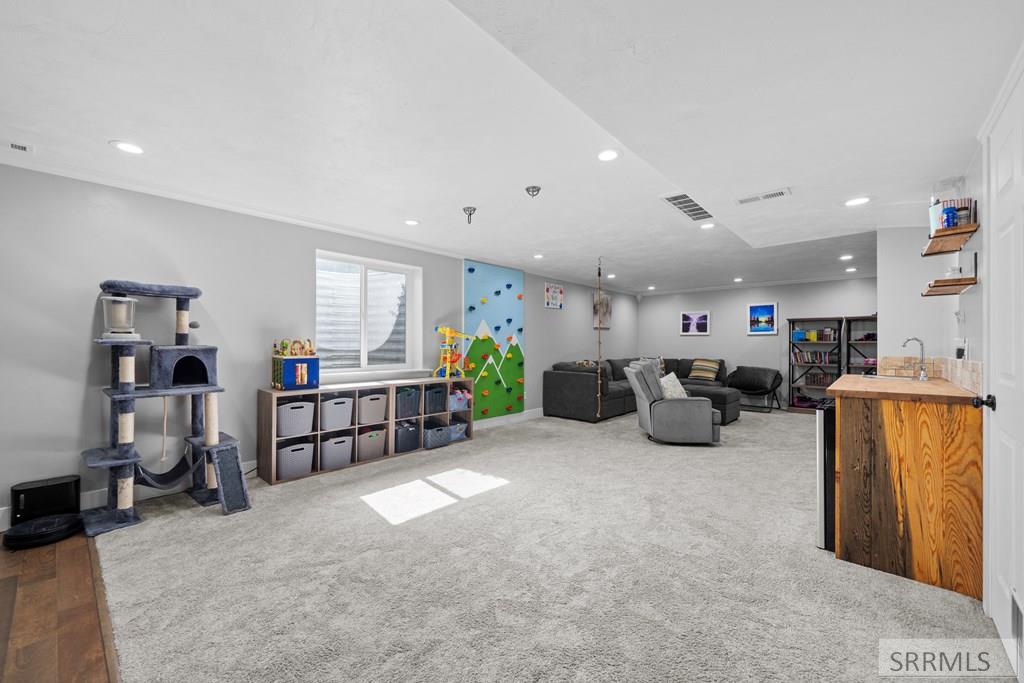 IDAHO FALLS, Idaho, 83402, United States, 6 Bedrooms Bedrooms, ,3 BathroomsBathrooms,Residential,For Sale,1980843