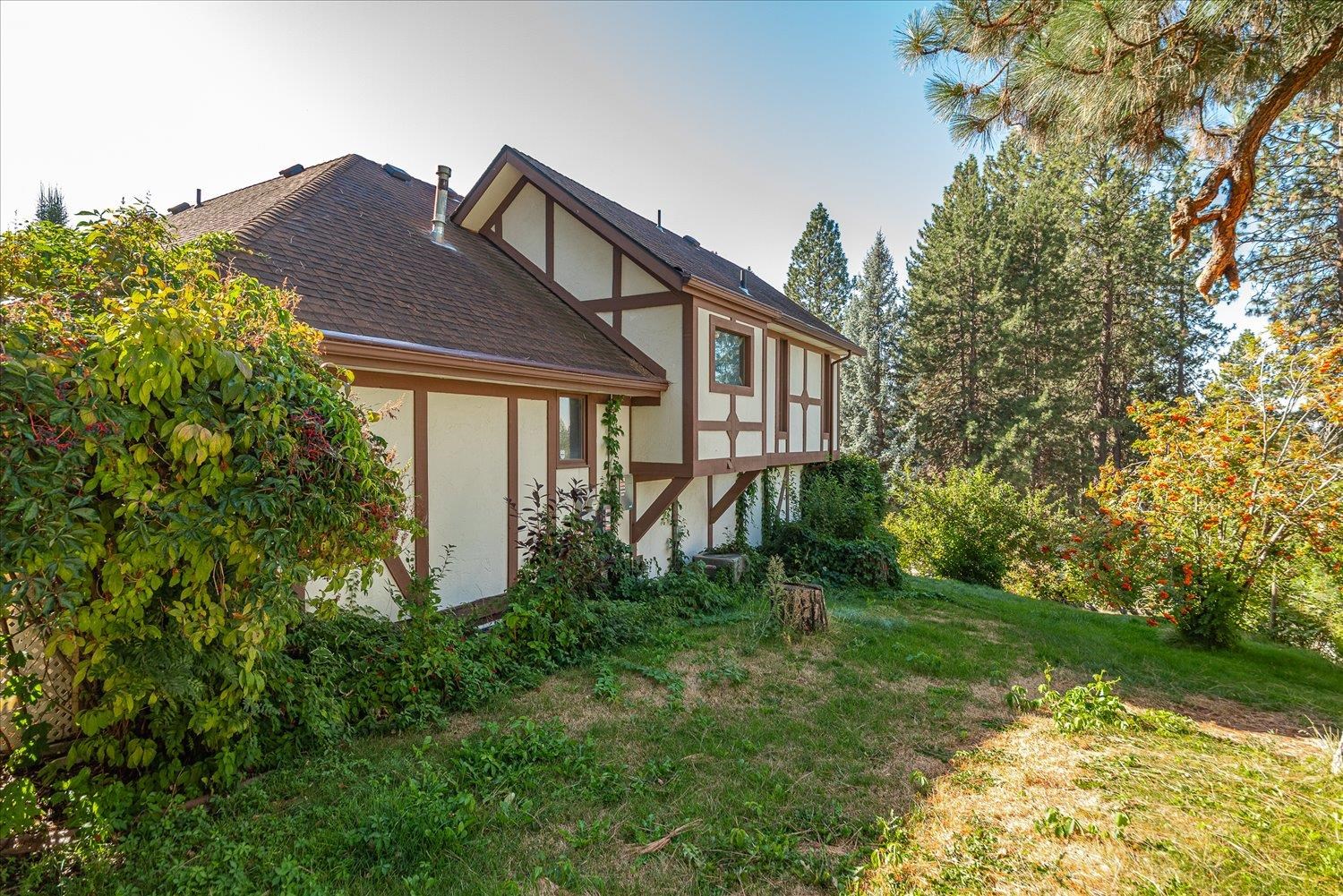 Spokane, Washington, 99208, United States, 5 Bedrooms Bedrooms, ,4 BathroomsBathrooms,Residential,For Sale,1979653