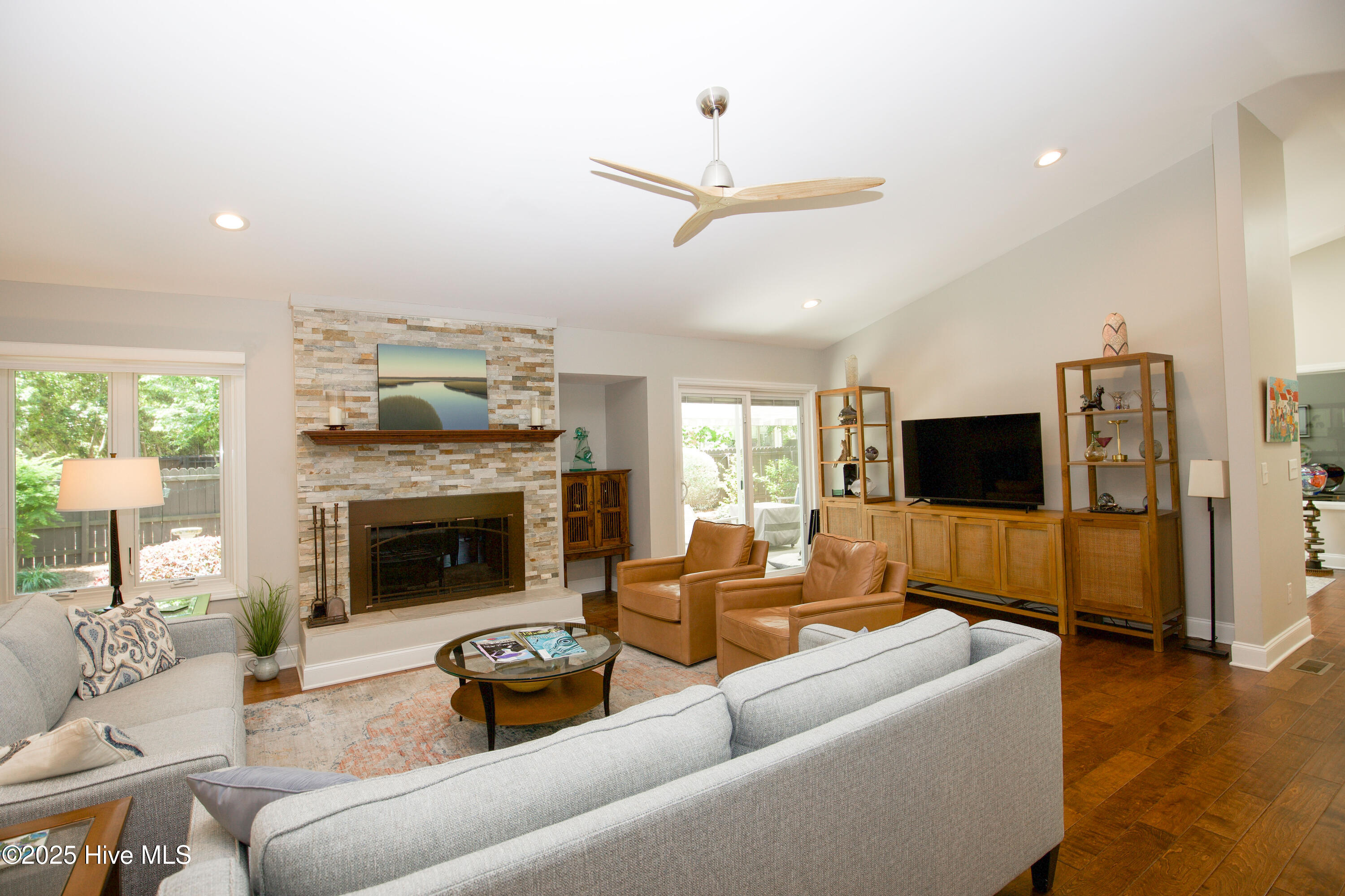 Pinehurst, North Carolina, 28374, United States, 3 Bedrooms Bedrooms, ,2 BathroomsBathrooms,Residential,For Sale,1874358