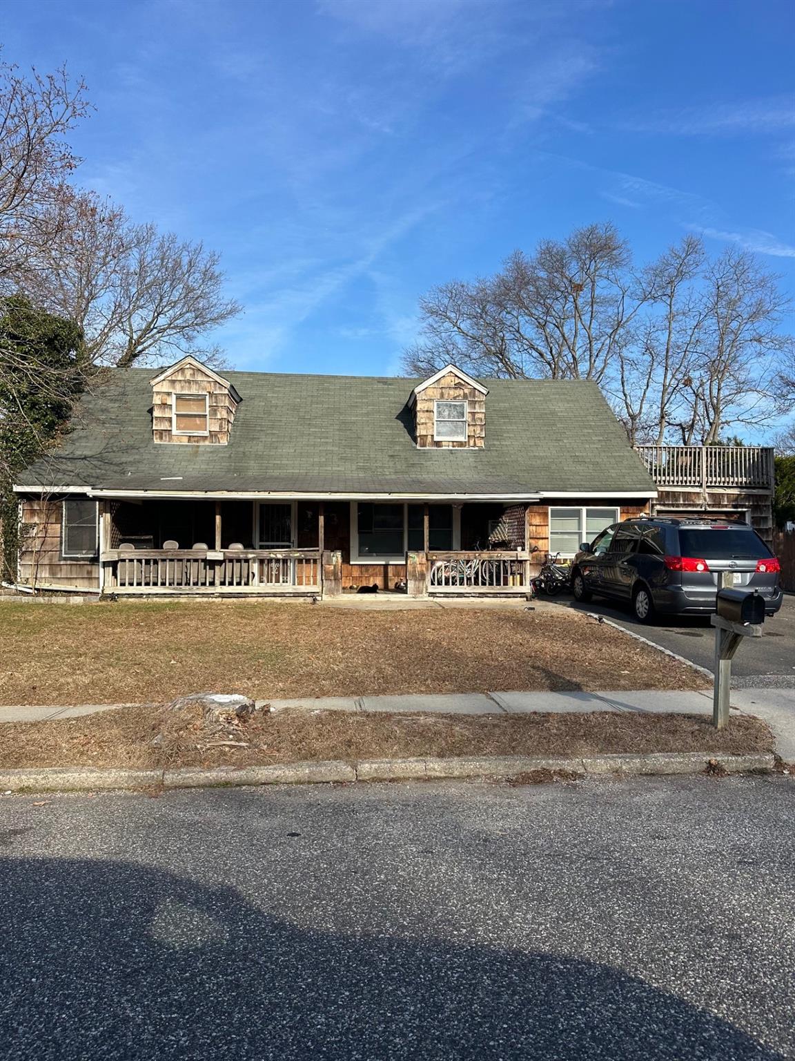 Port Jefferson Station, New York, 11776, United States, 5 Bedrooms Bedrooms, ,2 BathroomsBathrooms,Residential,For Sale,1937148