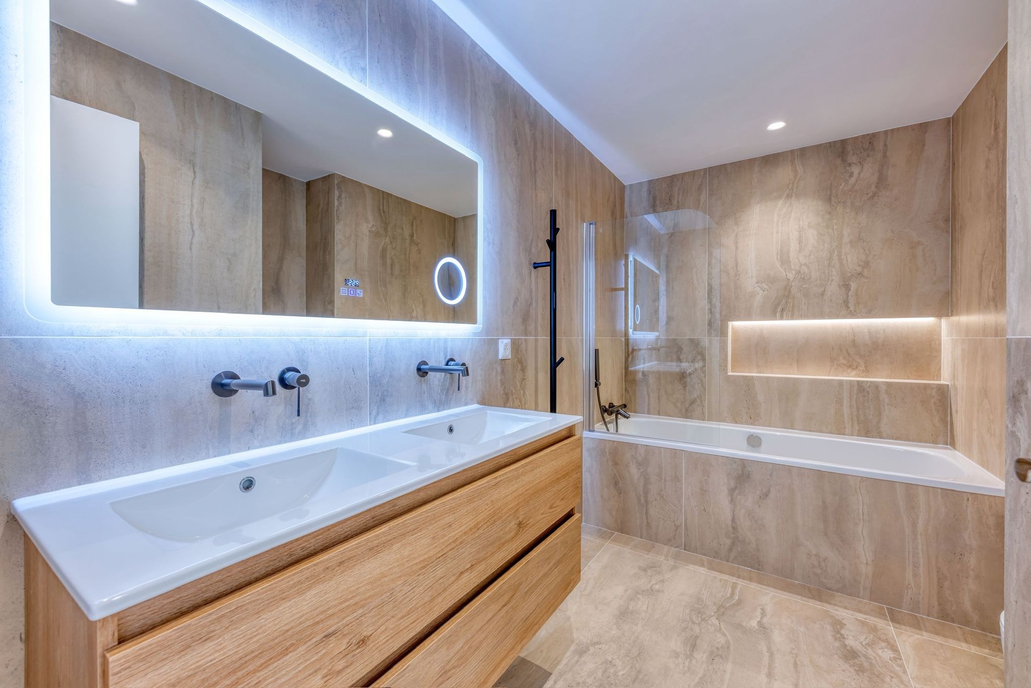  Luxury seafront apartment with panoramic views in Juan-les-Pins - 物件實景