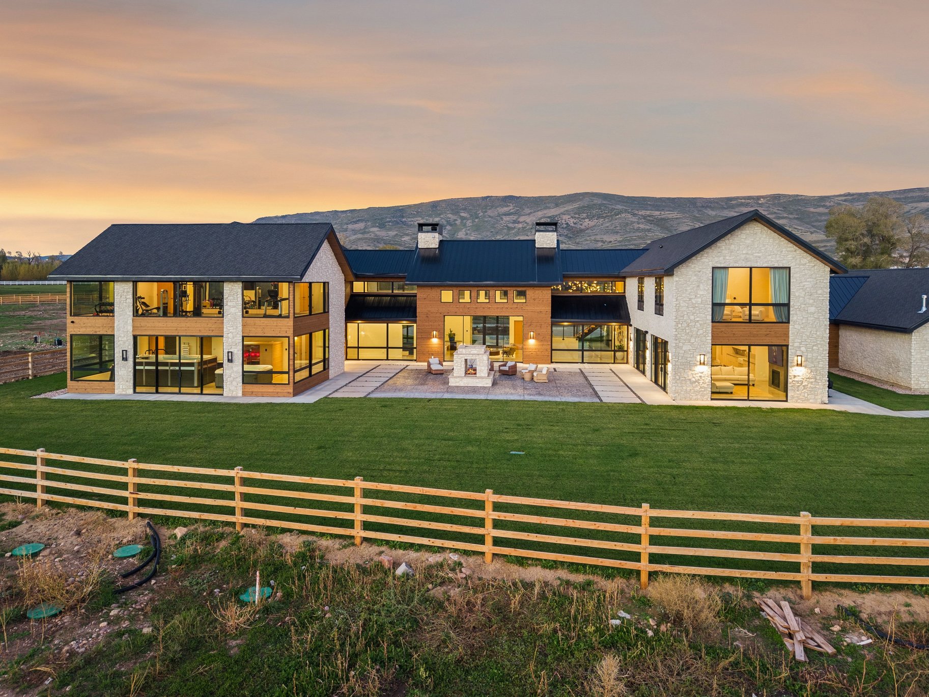  A Modern Estate Framed by Mount Timpanogos - 物件實景