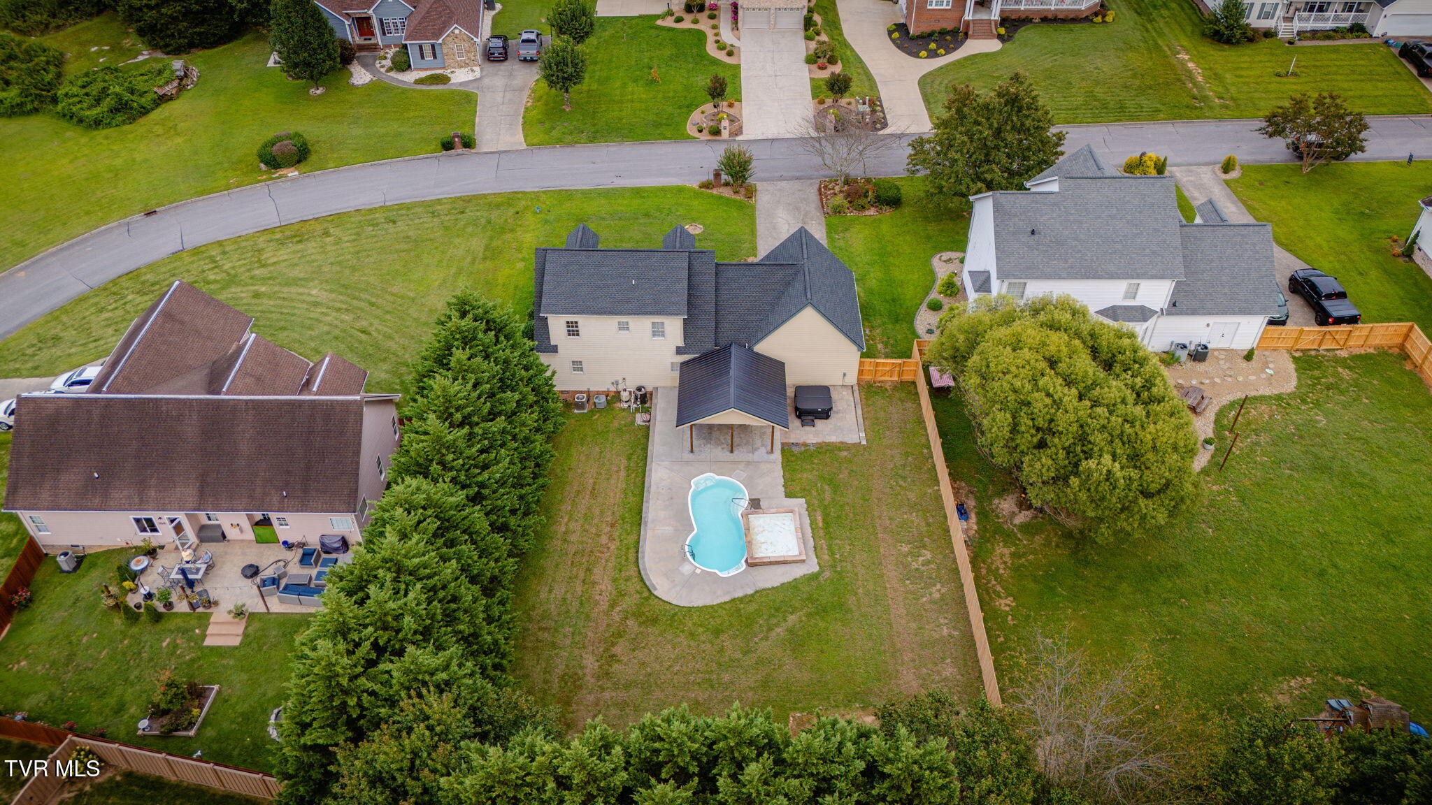 Gray, Tennessee, 37615, United States, 3 Bedrooms Bedrooms, ,4 BathroomsBathrooms,Residential,For Sale,1978151