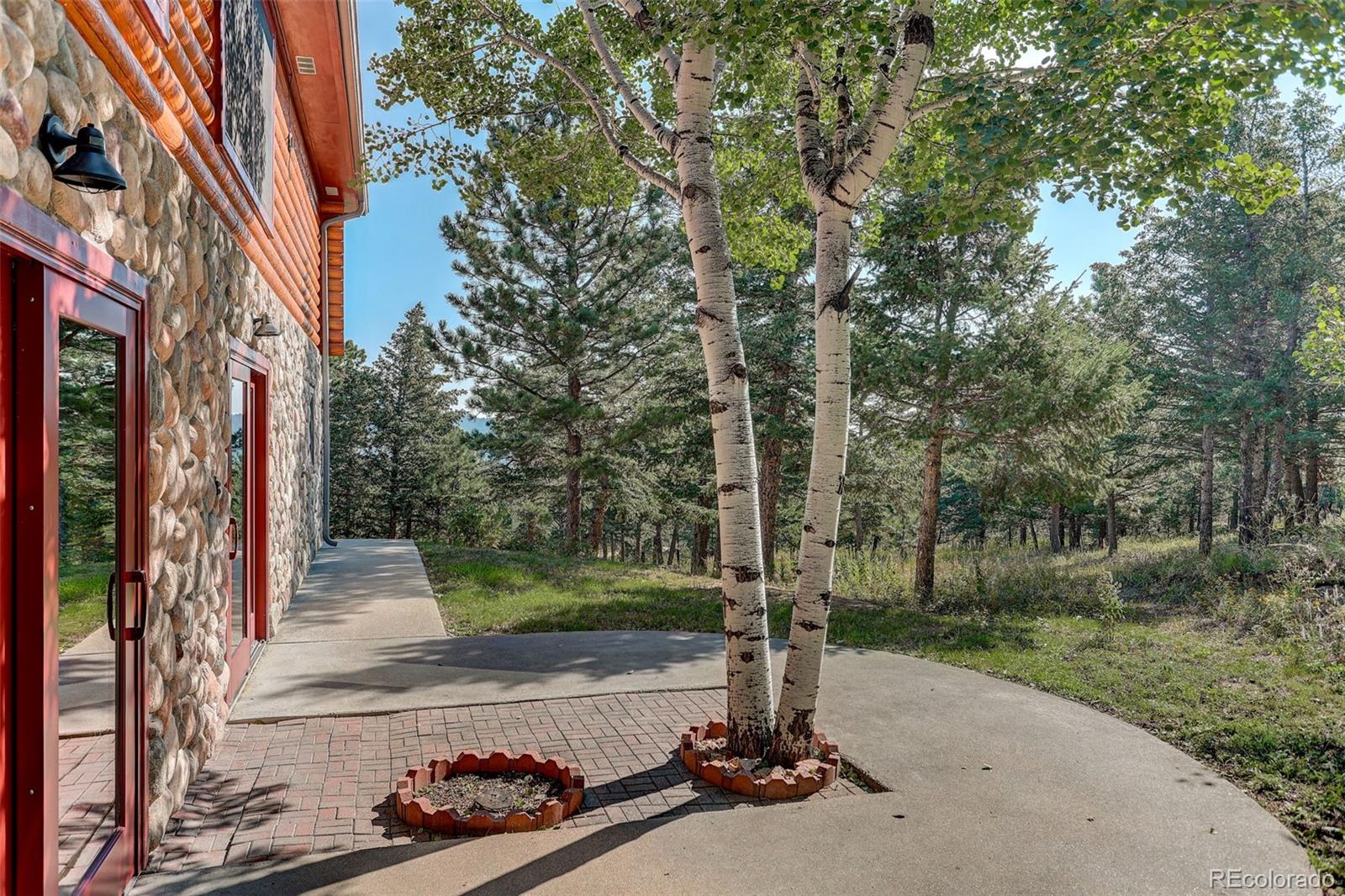 Golden, Colorado, 80403, United States, 3 Bedrooms Bedrooms, ,1 BathroomBathrooms,Residential,For Sale,1951002