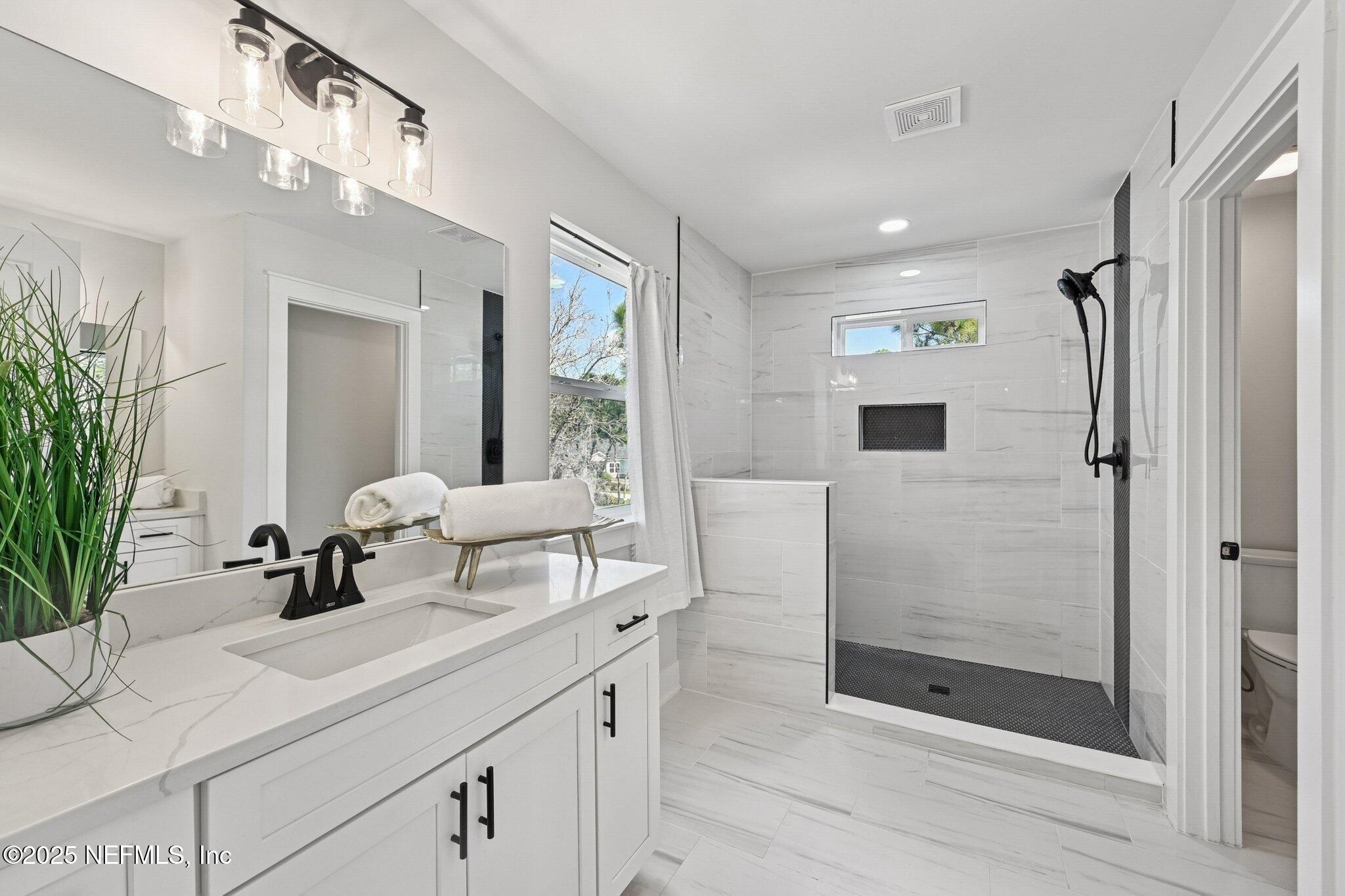 Fernandina Beach, Florida, 32034, United States, 4 Bedrooms Bedrooms, ,4 BathroomsBathrooms,Residential,For Sale,1968991