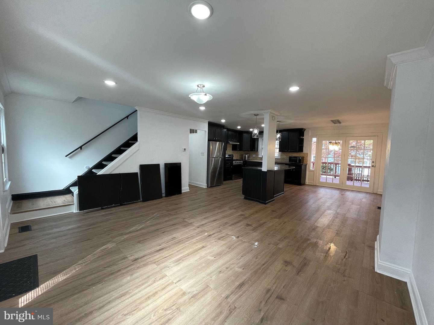 Centreville, Virginia, 20120, United States, 3 Bedrooms Bedrooms, ,2 BathroomsBathrooms,Residential,For Sale,1988924