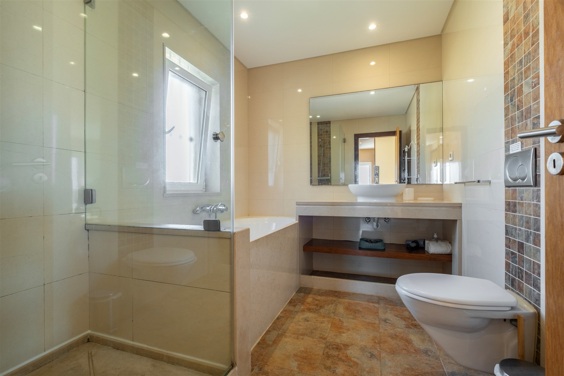  Detached house, 4 bedrooms, for Sale - 物件實景