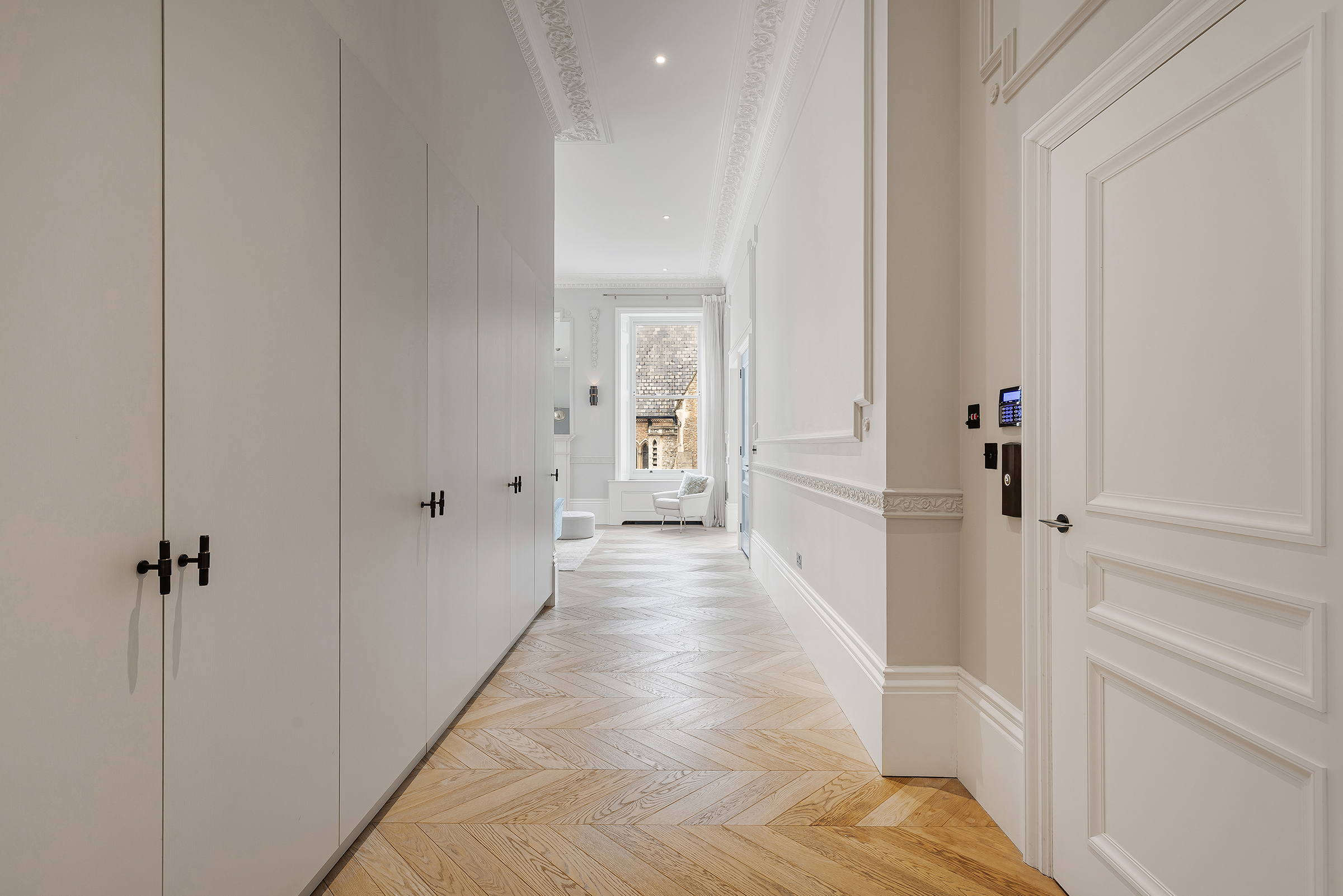  A Grand Lateral Apartment with Direct Lift Access in South Kensington - 物件實景