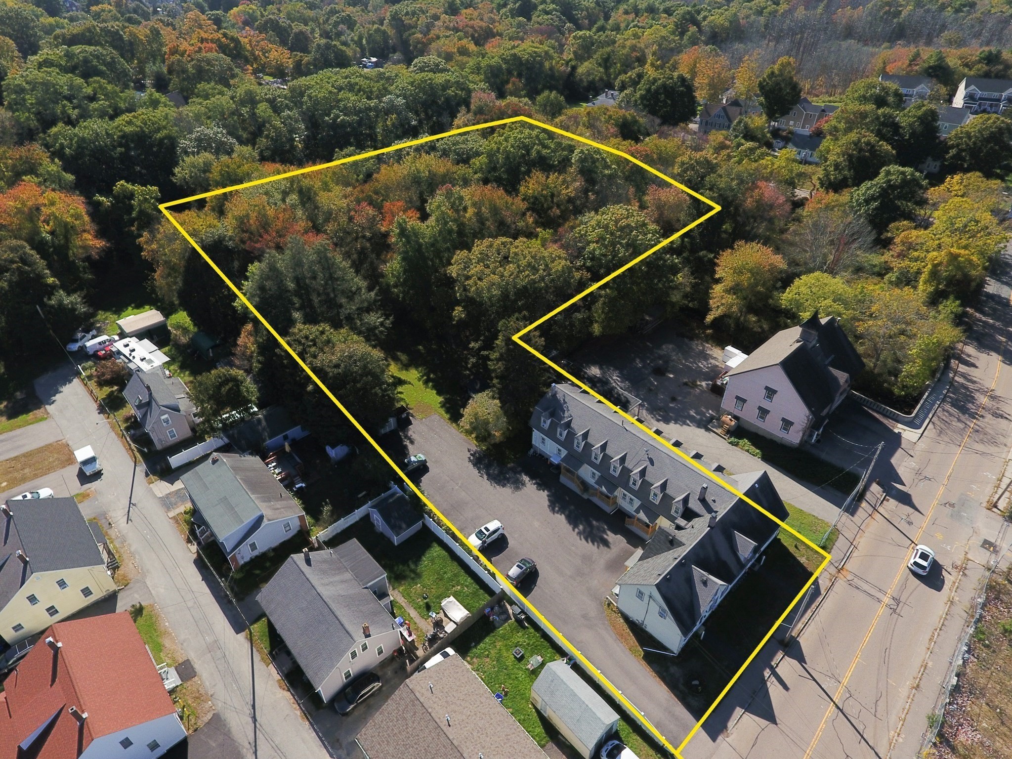 Taunton, Massachusetts, 02780, United States, 12 Bedrooms Bedrooms, ,5 BathroomsBathrooms,Residential,For Sale,1975385