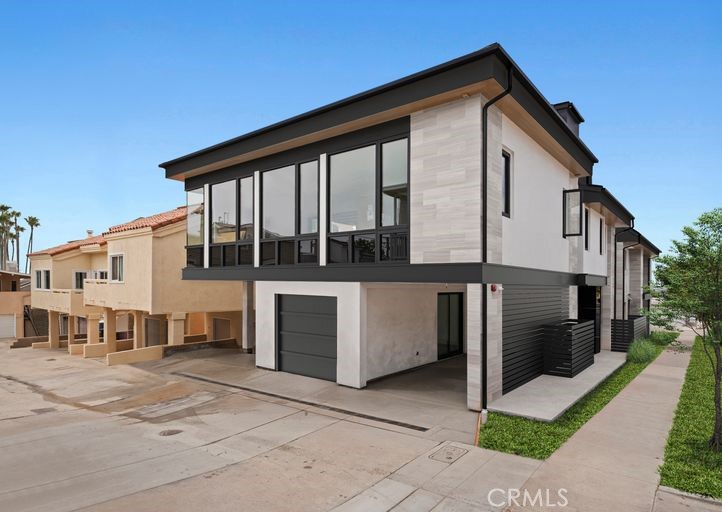 Corona del Mar, California, 92625, United States, 4 Bedrooms Bedrooms, ,5 BathroomsBathrooms,Residential,For Sale,1903577