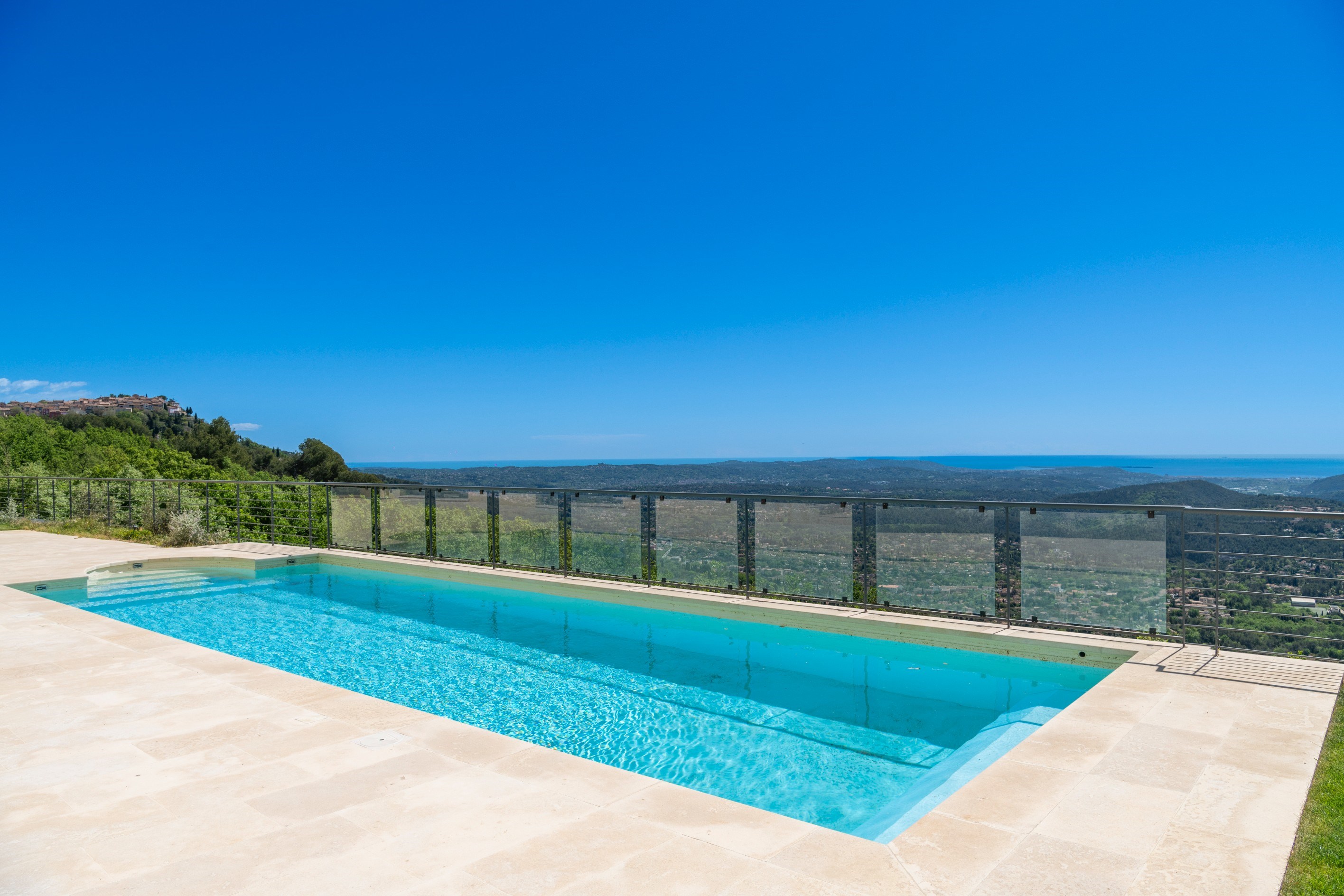  Contemporary villa with panoramic sea, lake and Estérel views in Spéracedes - 物件實景