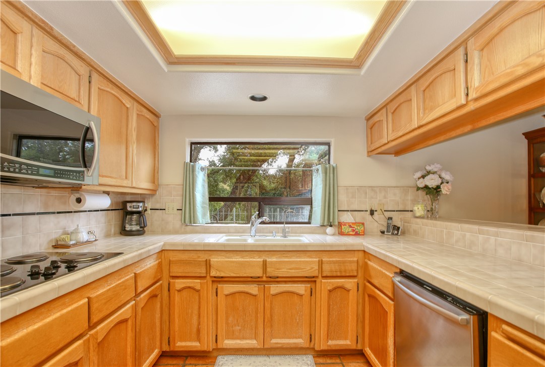 Santa Maria, California, 93454, United States, 8 Bedrooms Bedrooms, ,6 BathroomsBathrooms,Residential,For Sale,1798282