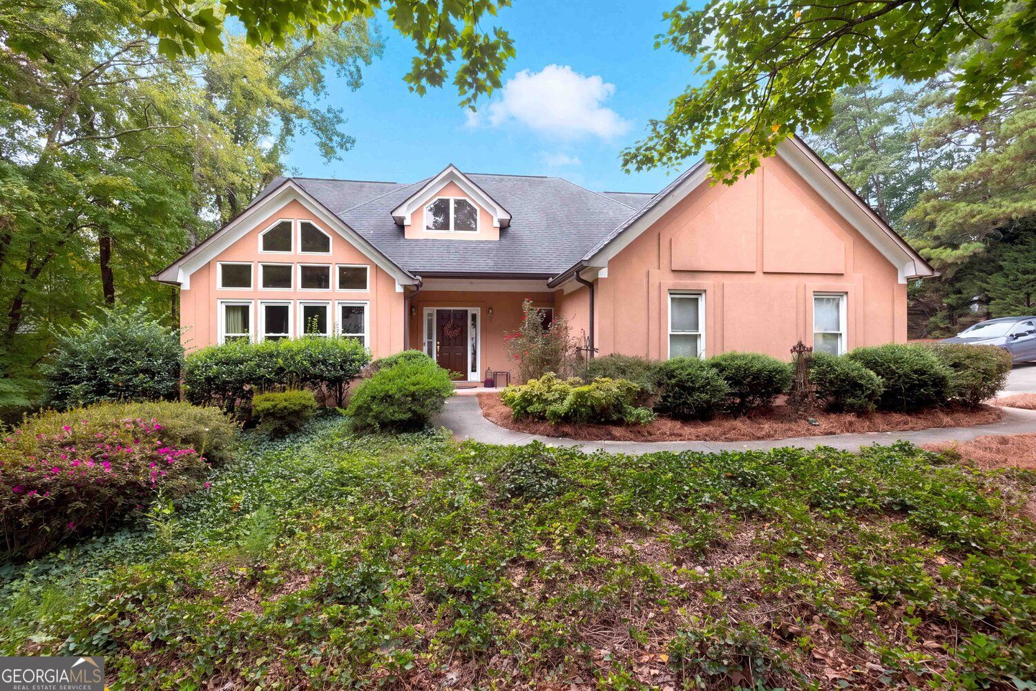 Deer Cliff Cv, Lawrenceville, GA 30043