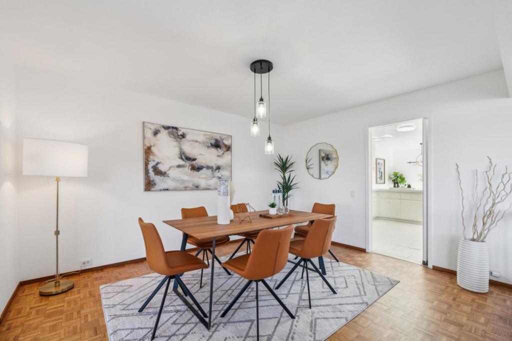 San Francisco, California, 94131, United States, 3 Bedrooms Bedrooms, ,3 BathroomsBathrooms,Residential,For Sale,1974039