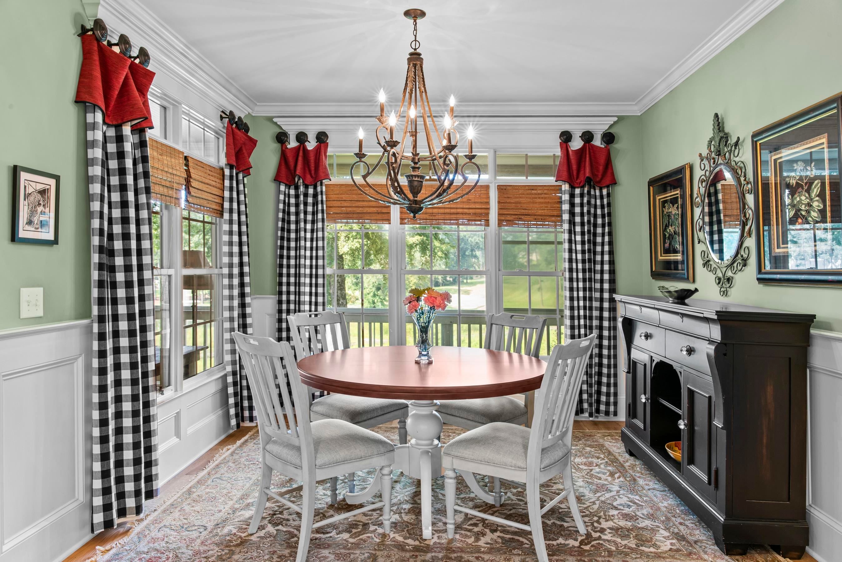 Greensboro, Georgia, 30642, United States, 4 Bedrooms Bedrooms, ,4 BathroomsBathrooms,Residential,For Sale,1941915