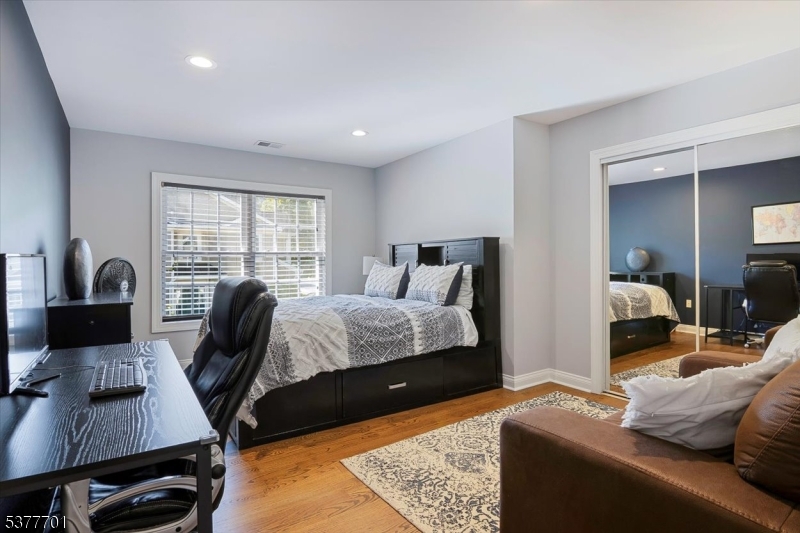 Denville Twp., New Jersey, 07834-3836, United States, 3 Bedrooms Bedrooms, ,4 BathroomsBathrooms,Residential,For Sale,1914239
