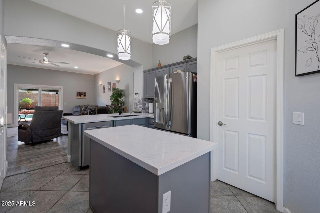 Gilbert, Arizona, 85296, United States, 3 Bedrooms Bedrooms, ,Residential,For Sale,1903465