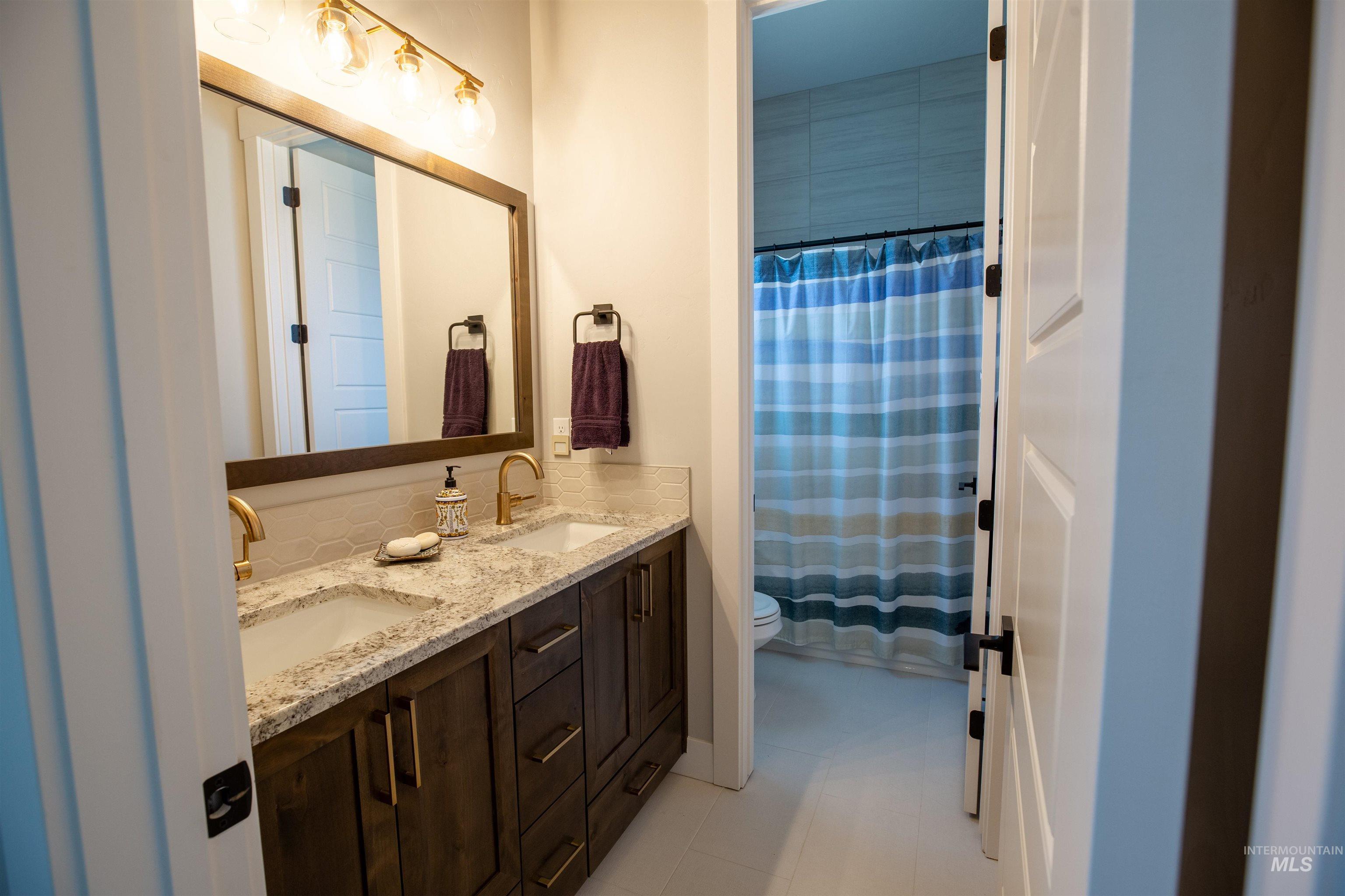 Meridian, Idaho, 83642, United States, 3 Bedrooms Bedrooms, ,3 BathroomsBathrooms,Residential,For Sale,1901356