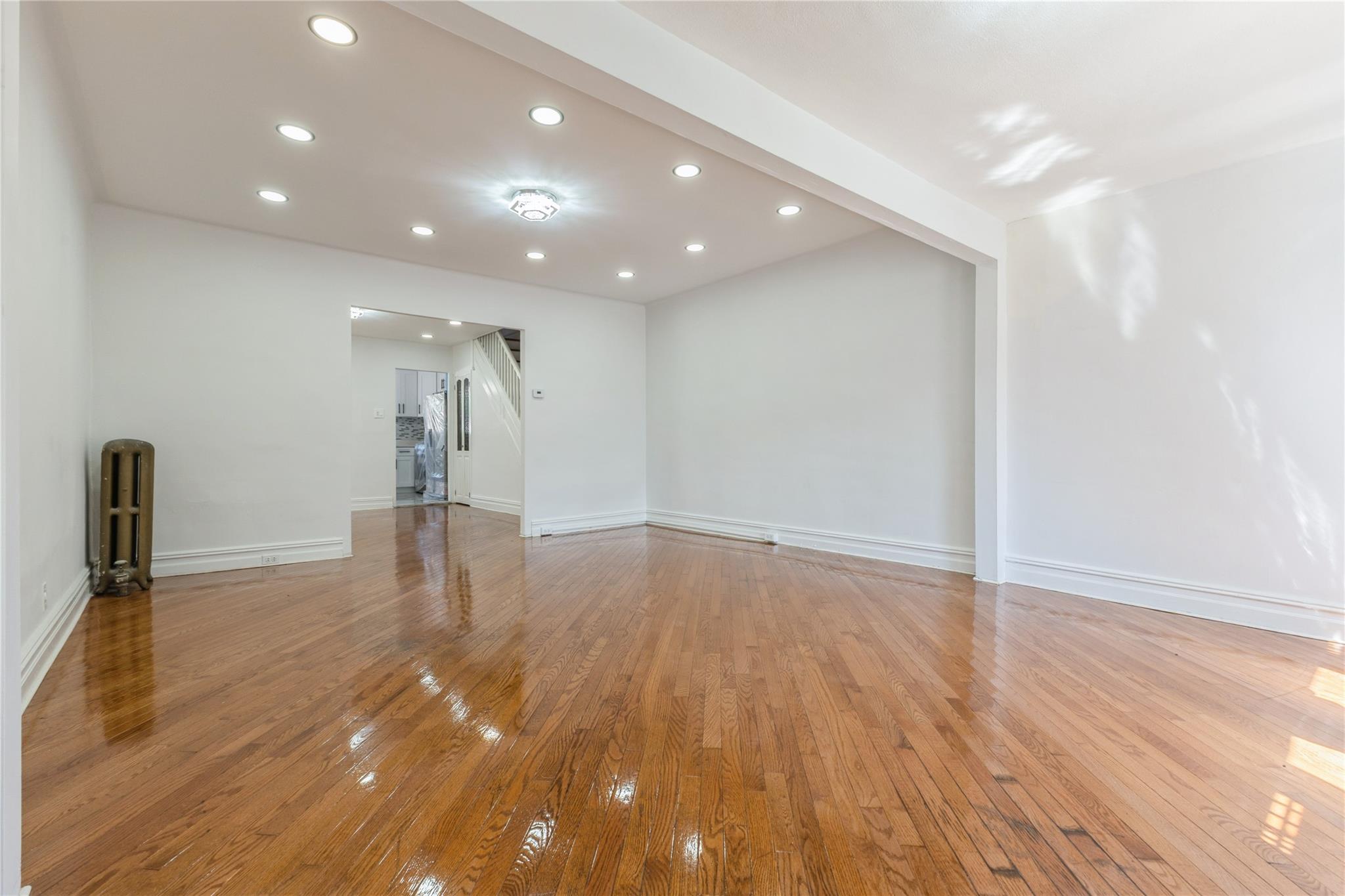 Brooklyn, New York, 11203, United States, 3 Bedrooms Bedrooms, ,2 BathroomsBathrooms,Residential,For Sale,1915598