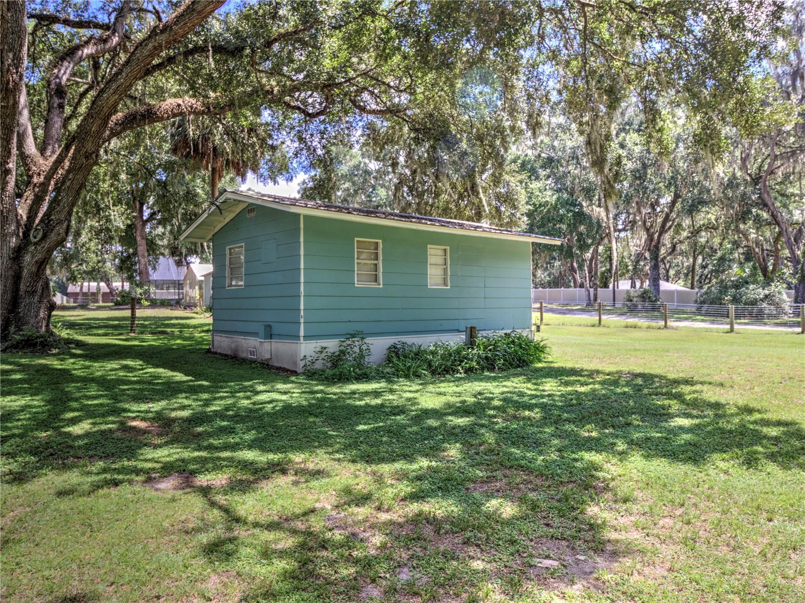 ANTHONY, Florida, 32617, United States, 3 Bedrooms Bedrooms, ,2 BathroomsBathrooms,Residential,For Sale,1941816