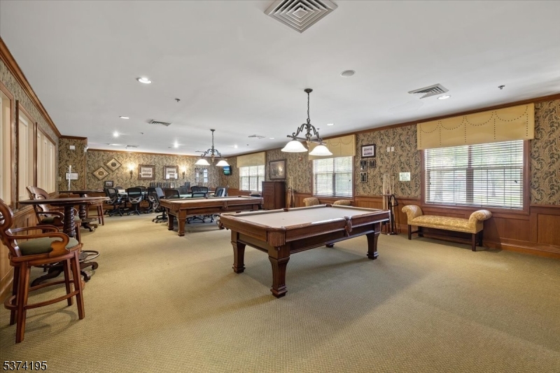 Franklin Twp., New Jersey, 08873, United States, 3 Bedrooms Bedrooms, ,2 BathroomsBathrooms,Residential,For Sale,1908431