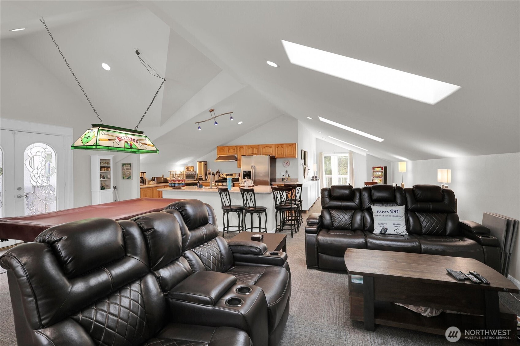 Tacoma, Washington, 98444, United States, 4 Bedrooms Bedrooms, ,4 BathroomsBathrooms,Residential,For Sale,1973833