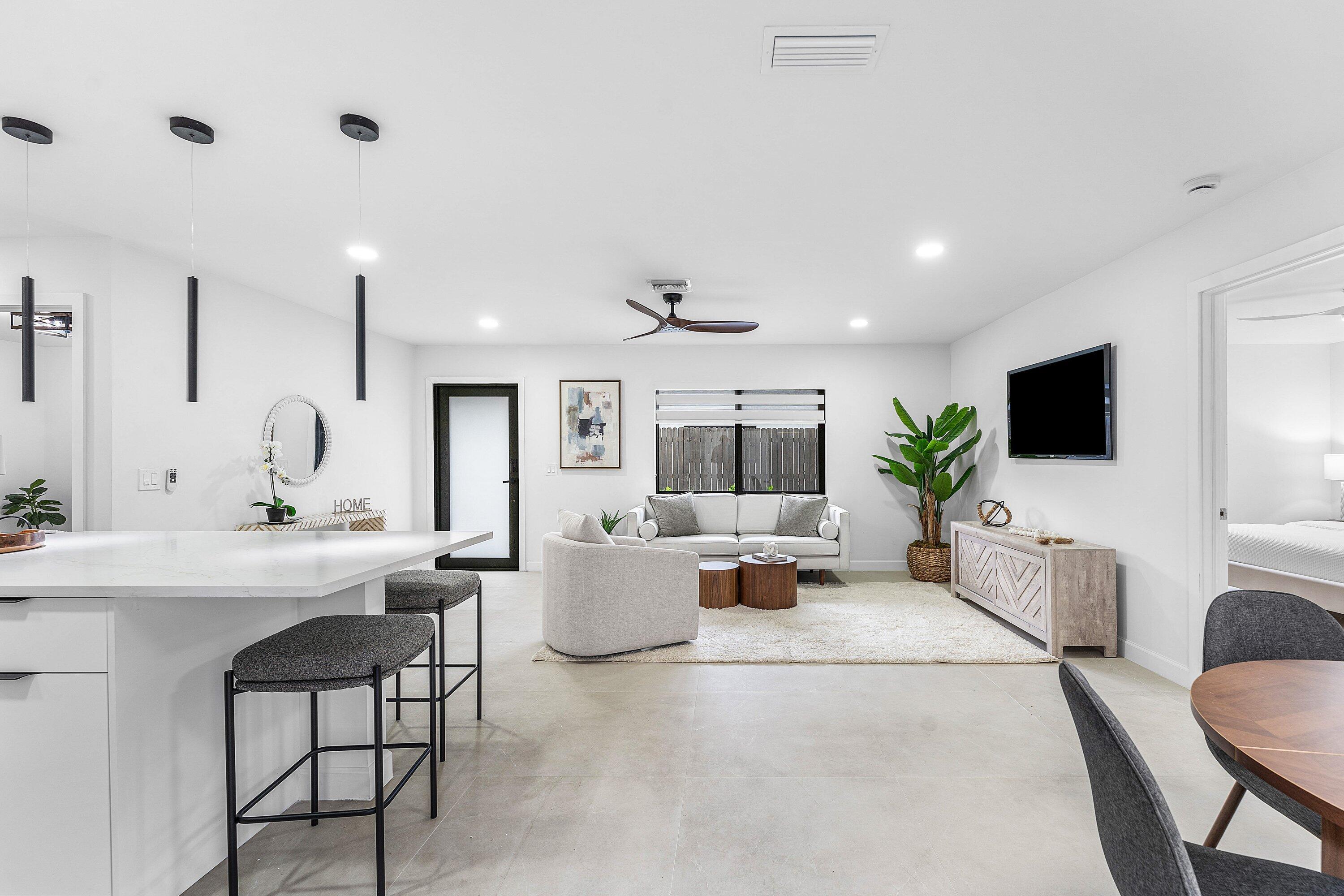 Delray Beach, Florida, 33483, United States, 4 Bedrooms Bedrooms, ,2 BathroomsBathrooms,Residential,For Sale,1987972