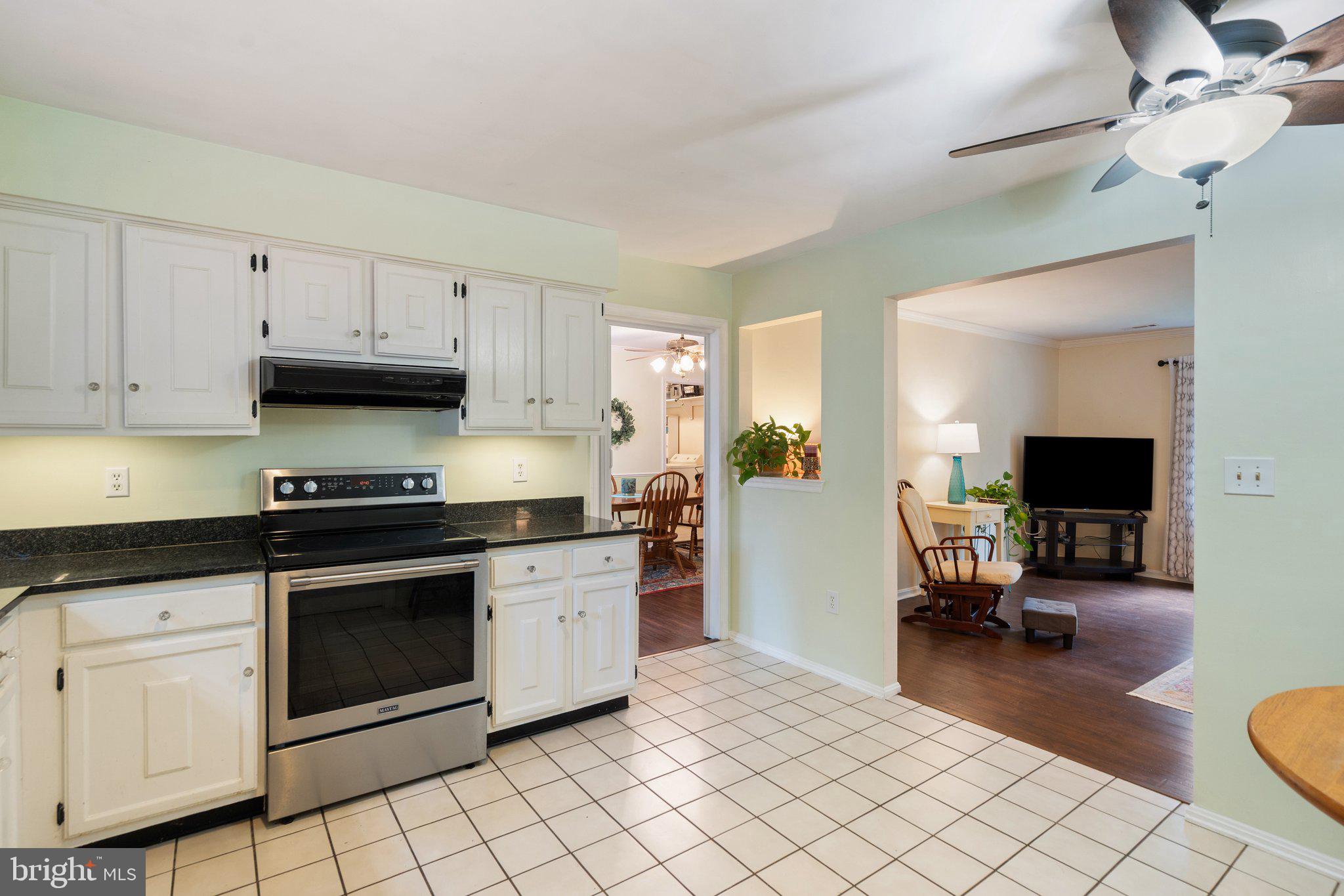Warrenton, Virginia, 20187, United States, ,Residential,For Sale,1943108