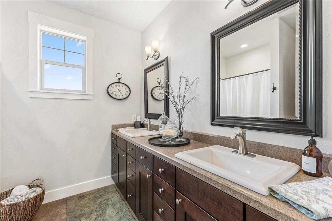 Laurel, Montana, 59044, United States, 4 Bedrooms Bedrooms, ,2 BathroomsBathrooms,Residential,For Sale,1987566