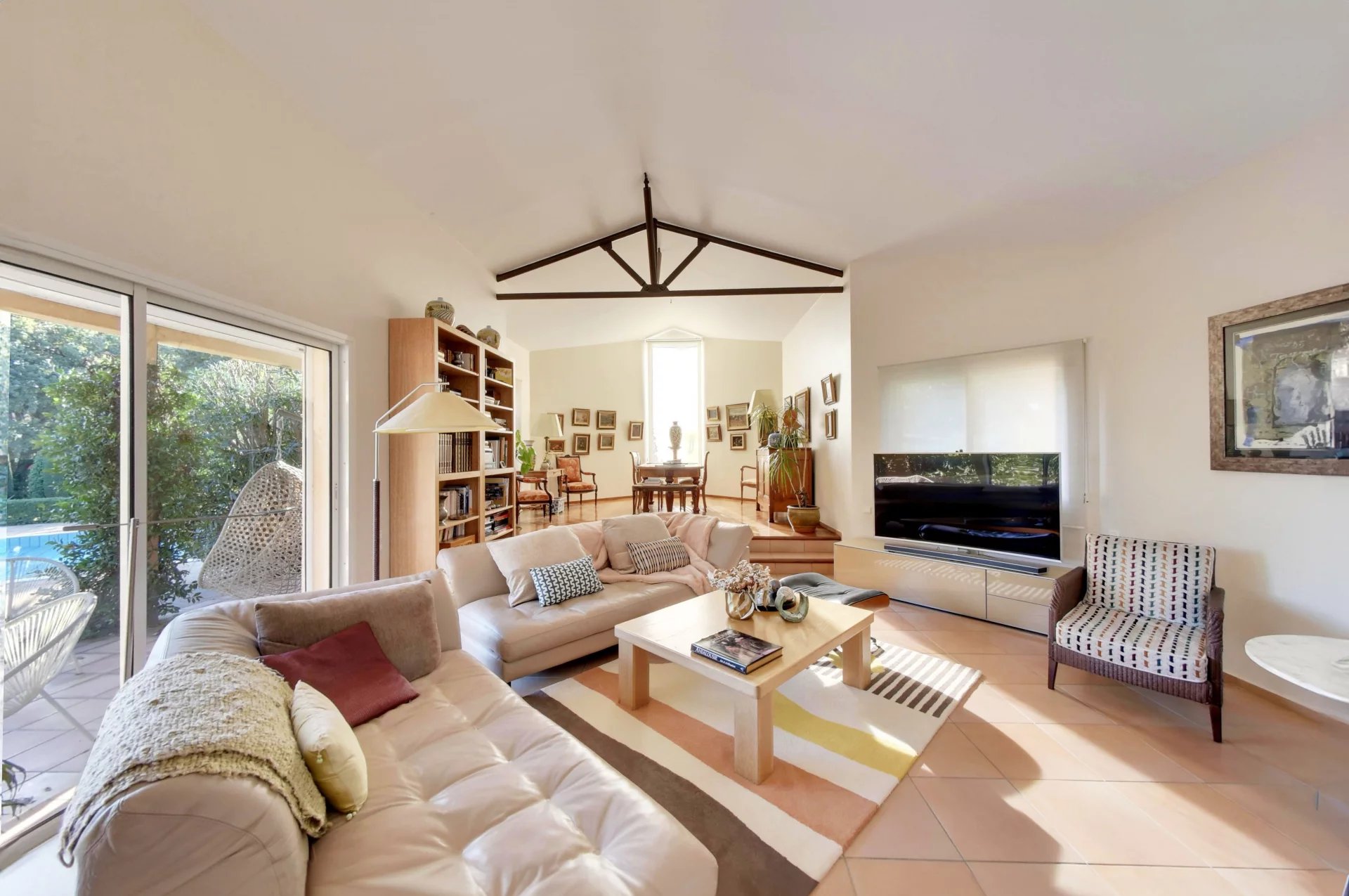 Perpignan, Occitanie, 66000, FR, 3 Bedrooms Bedrooms, ,3 BathroomsBathrooms,Residential,For Sale,1669369