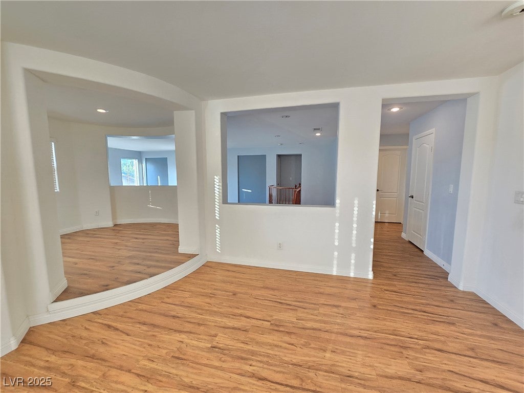 Las Vegas, Nevada, 89149, United States, 4 Bedrooms Bedrooms, ,3 BathroomsBathrooms,Residential,For Sale,1977404