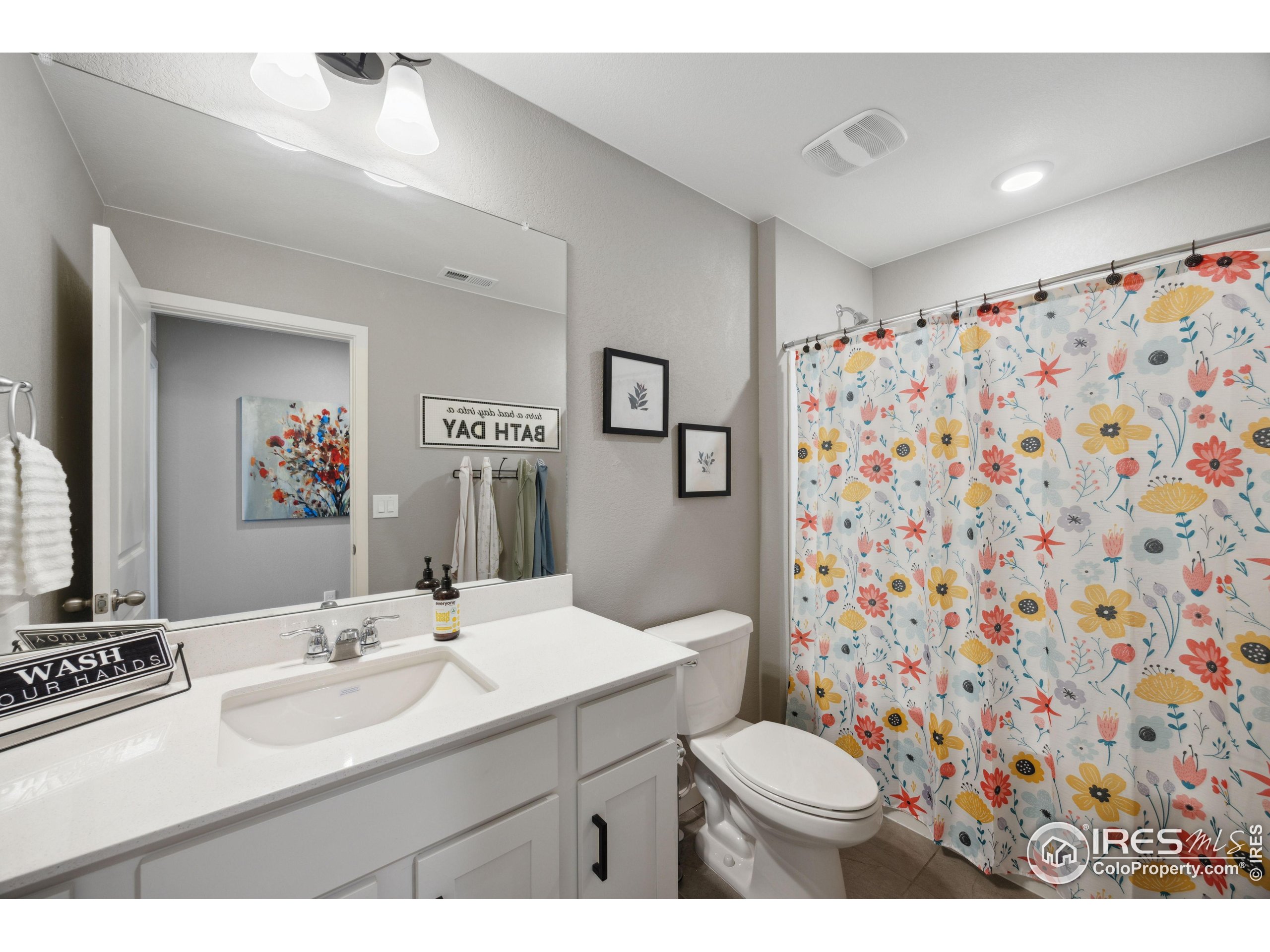 Mead, Colorado, 80542, United States, 4 Bedrooms Bedrooms, ,2 BathroomsBathrooms,Residential,For Sale,1818540